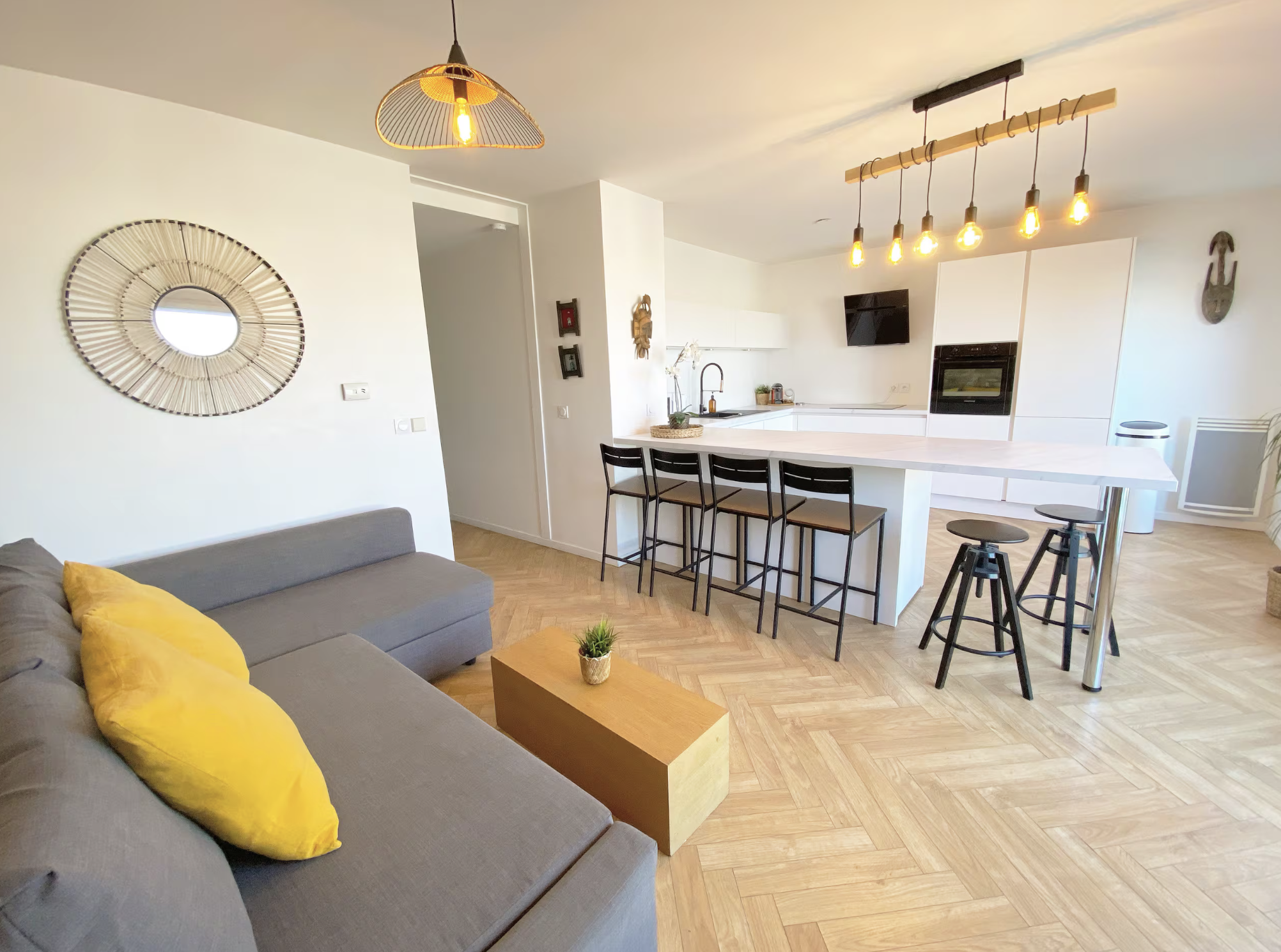 APPARTEMENT - 3 CHAMBRES - MARSEILLE
