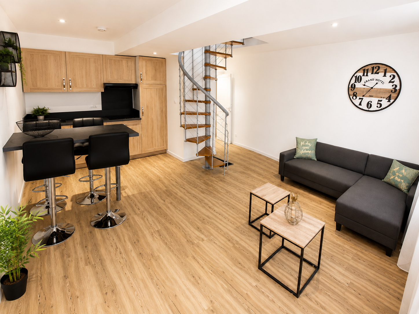 APPARTEMENT STUDIO - 1 CHAMBRE  - AIRE-SUR-LA-LYS