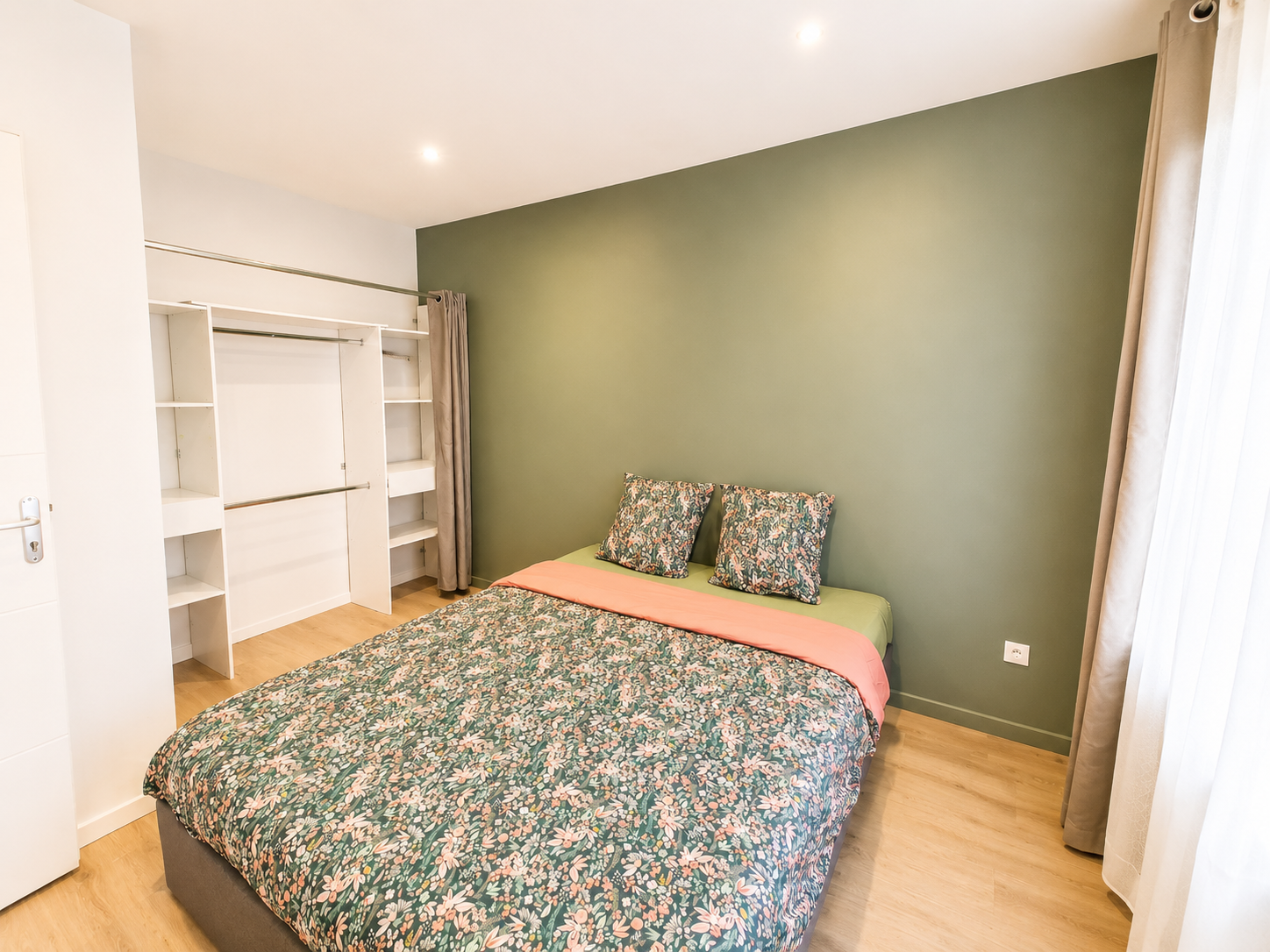 APPARTEMENT STUDIO - 1 CHAMBRE  - SAINT-OMER