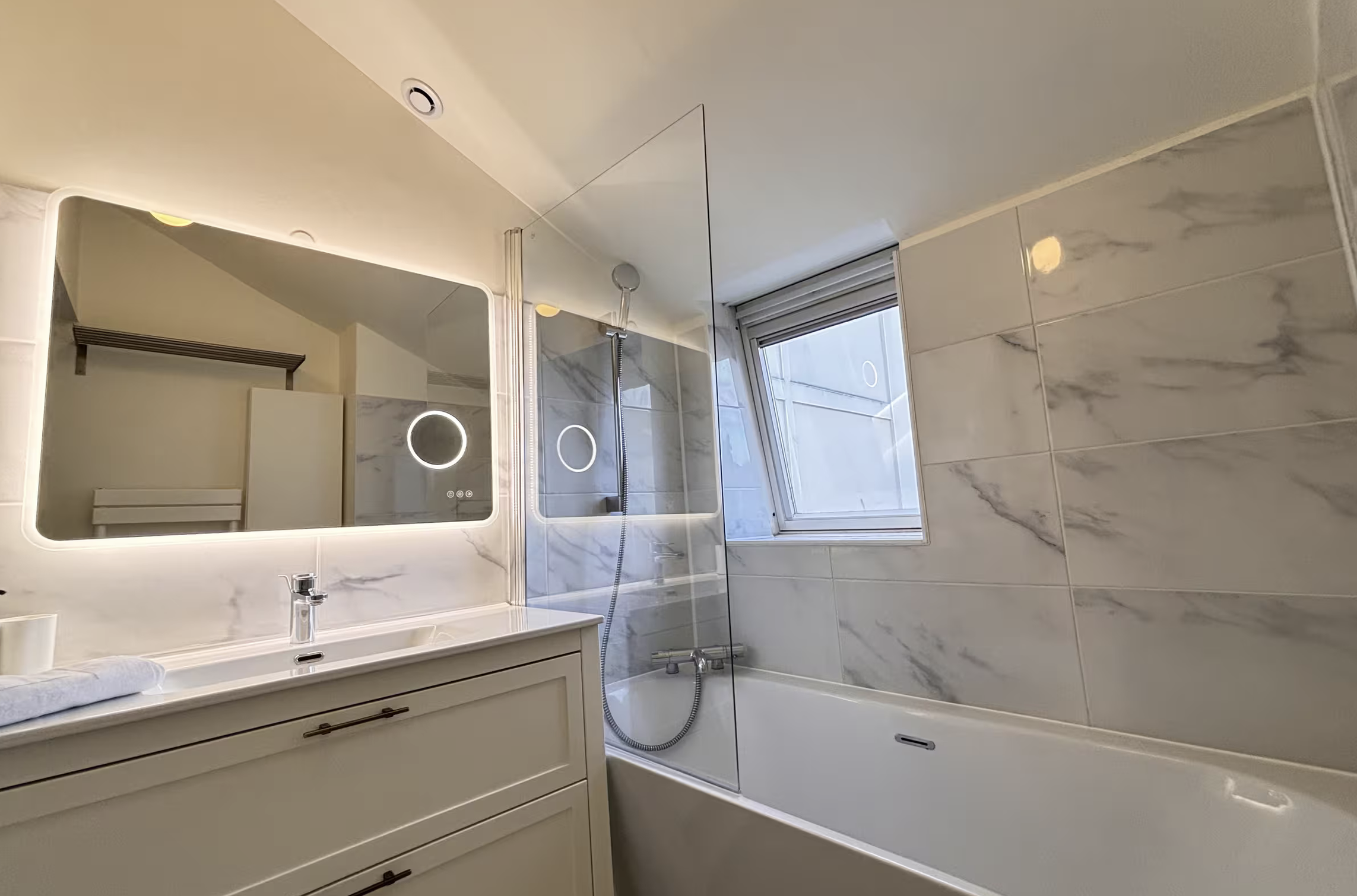 APPARTEMENT  - 3 CHAMBRES  - REIMS