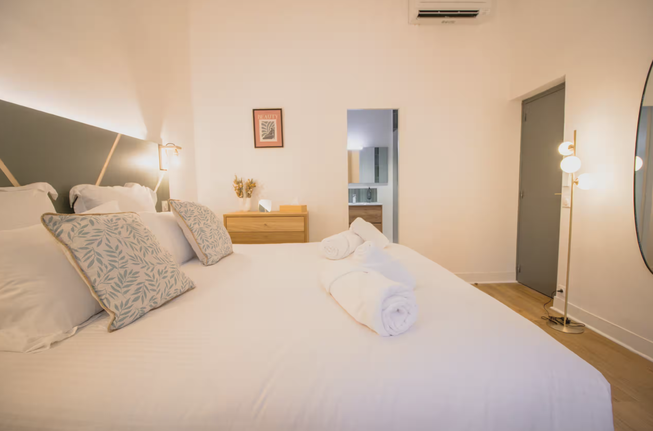 APPARTEMENT  - 4 CHAMBRES  - MARSEILLE