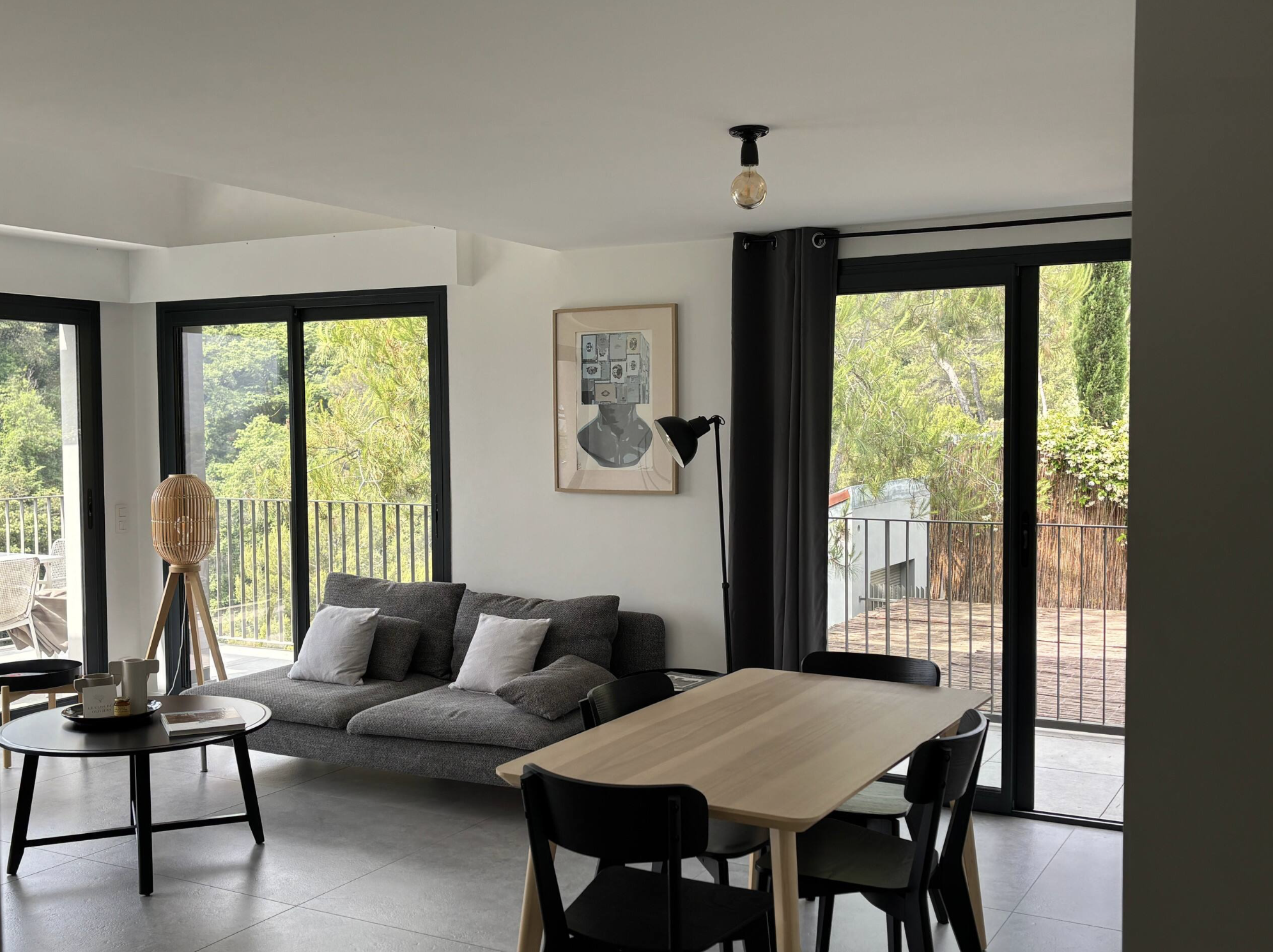 APPARTEMENT  - 2 CHAMBRES  - NICE