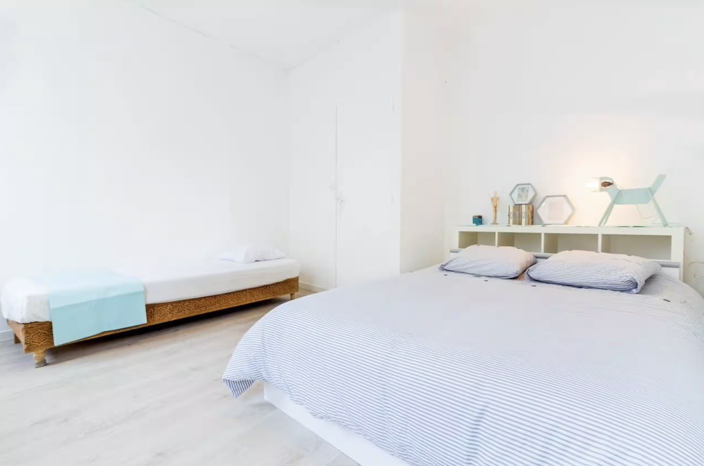 APPARTEMENT  - 2 CHAMBRES  - MARSEILLE