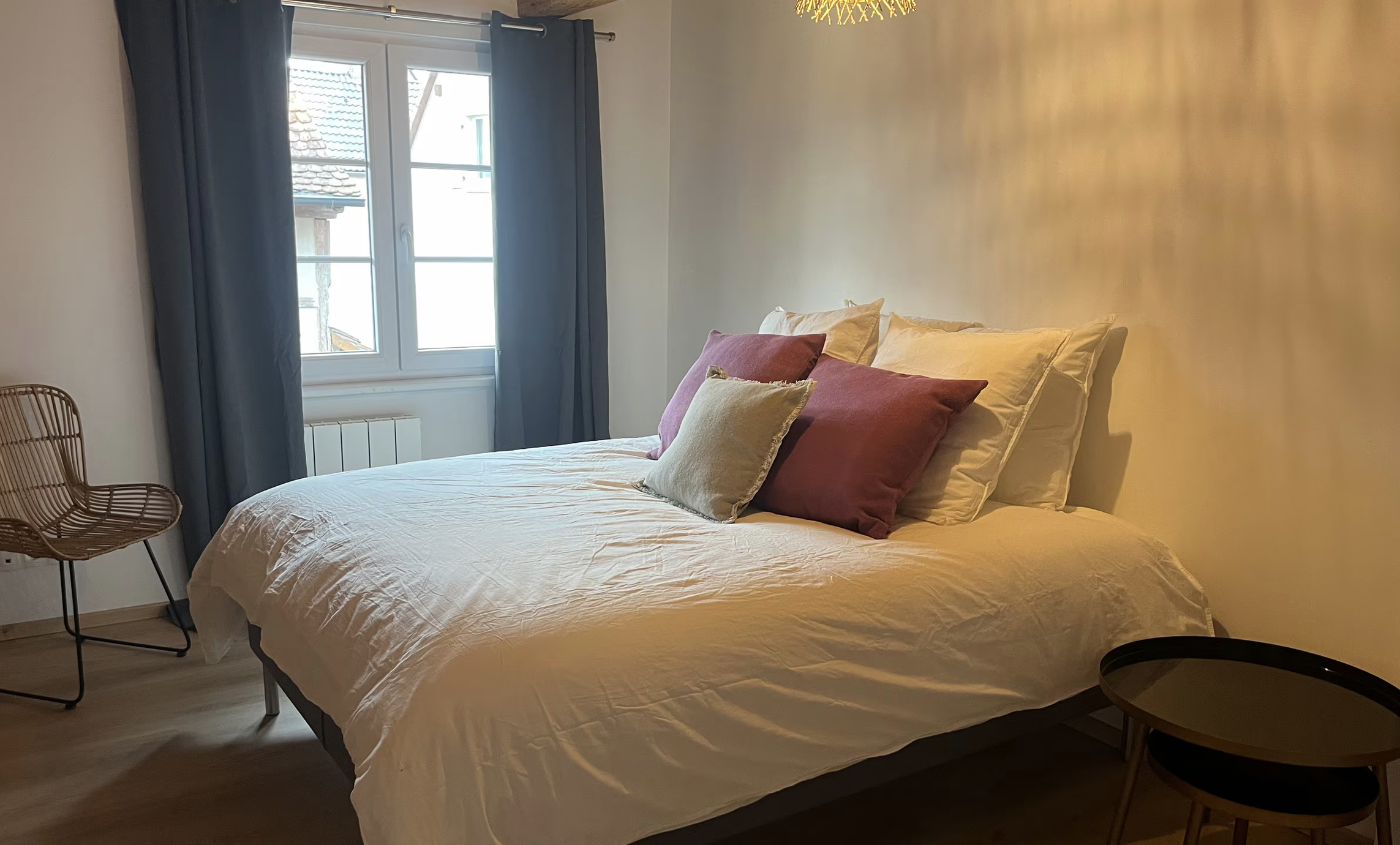 APPARTEMENT  -  5 CHAMBRES  - STRASBOURG