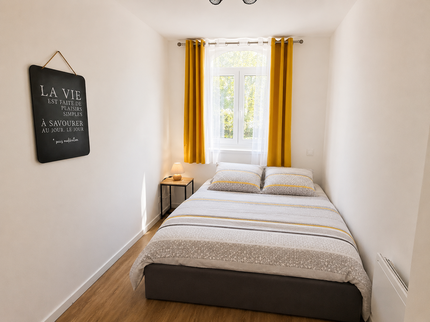 APPARTEMENT STUDIO - 1 CHAMBRE  - LENS