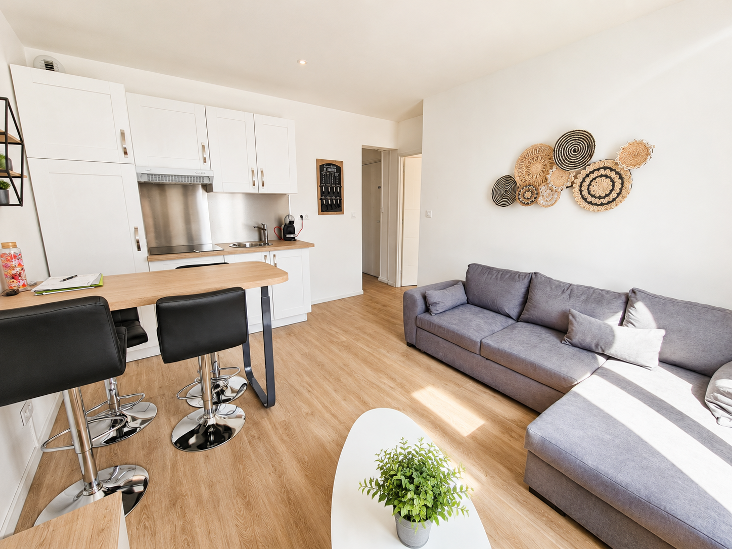 APPARTEMENT STUDIO - 1 CHAMBRE  - LENS