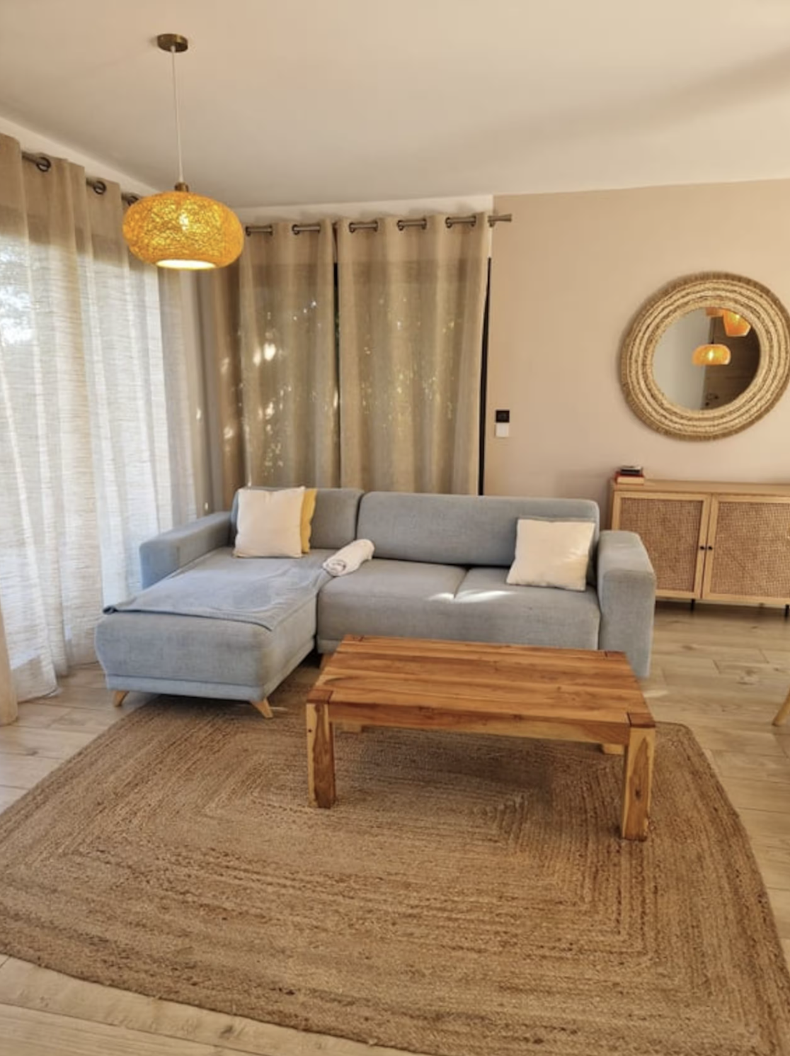 APPARTEMENT  - 4 CHAMBRES  - NICE