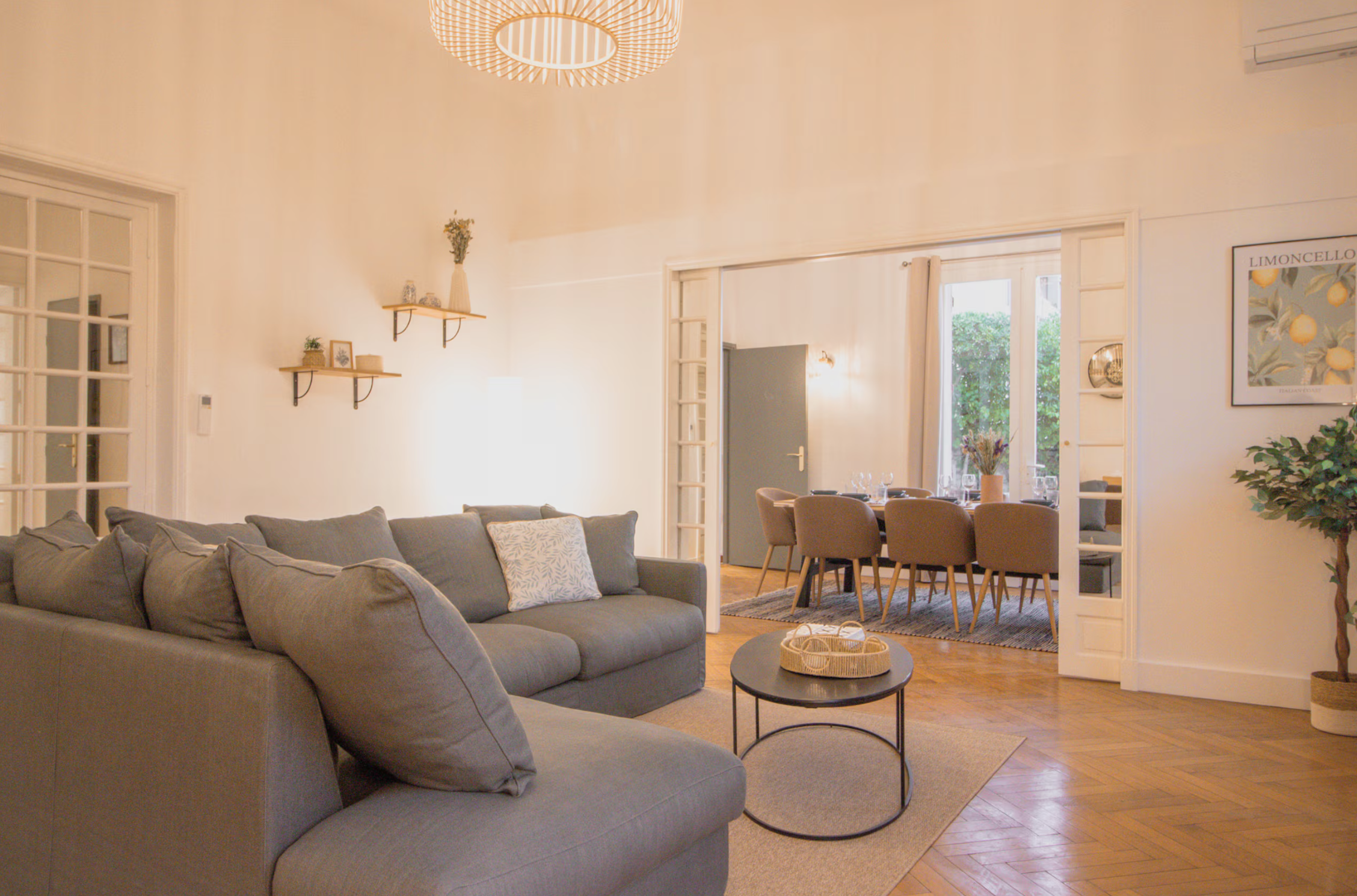 APPARTEMENT  - 4 CHAMBRES  - MARSEILLE