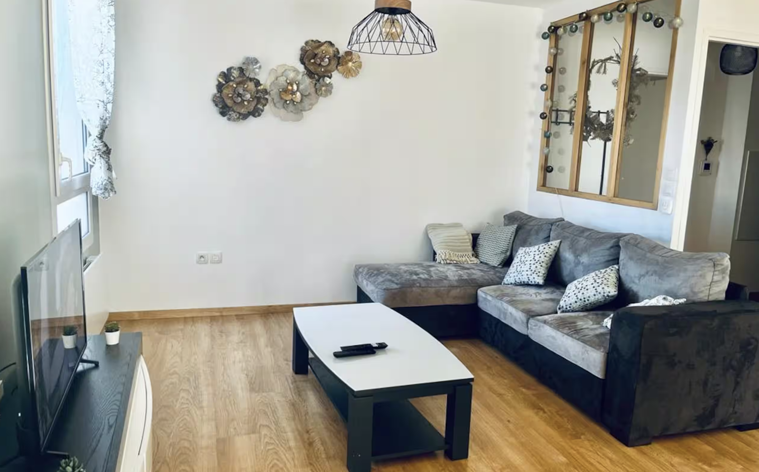 APPARTEMENT  - 2 CHAMBRES  - REIMS