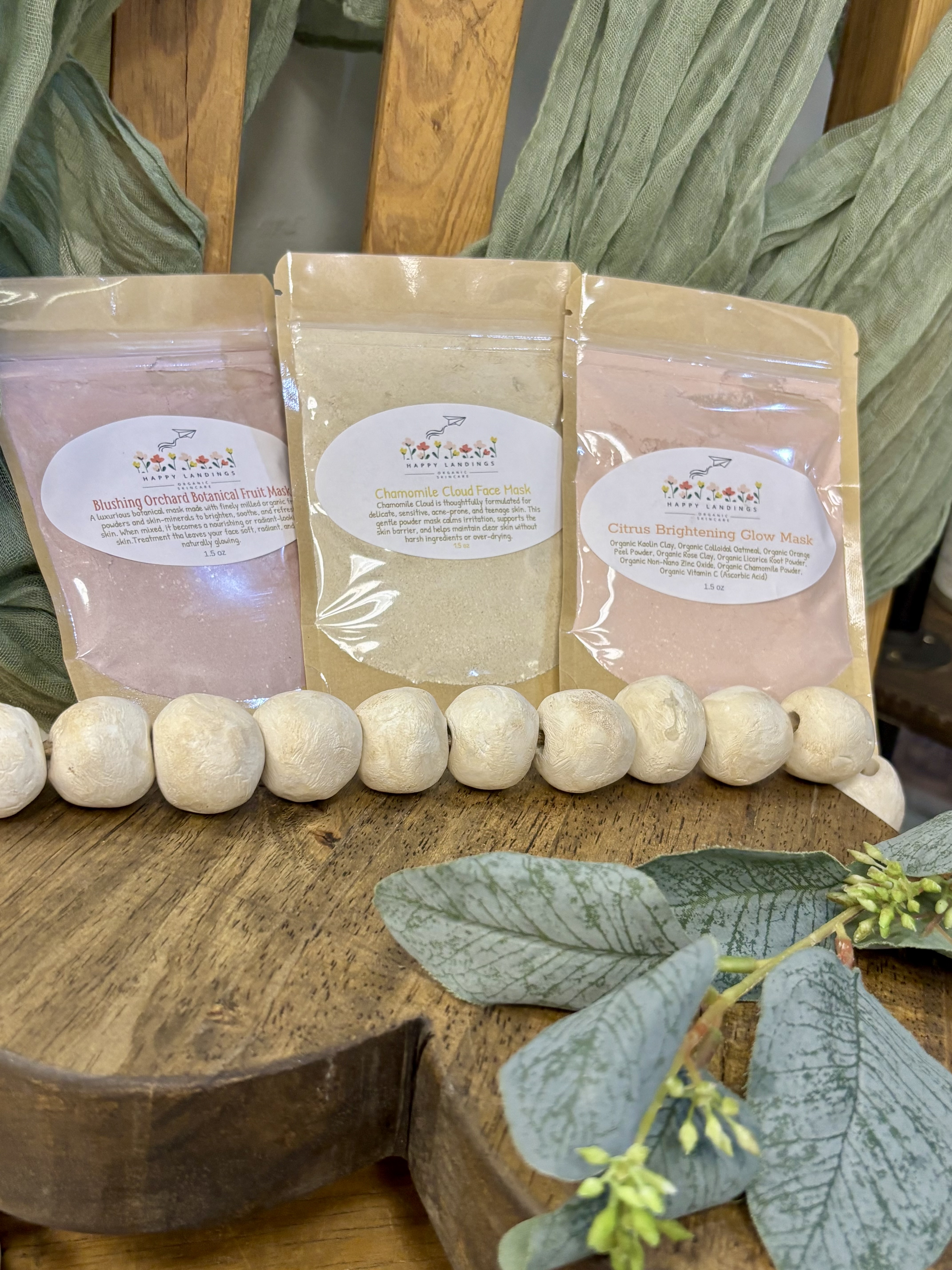 Blushing Botanical Clay Face Mask 