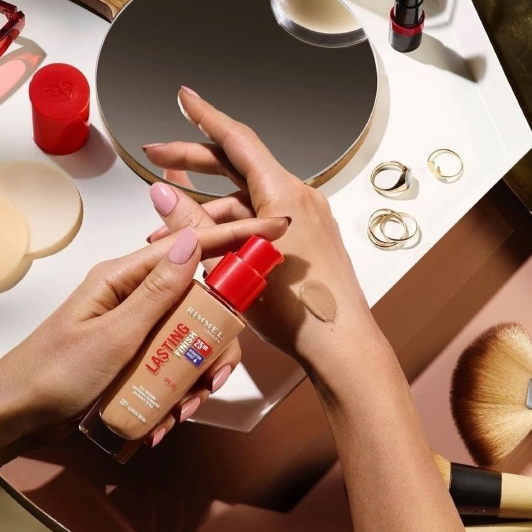 Rimmel London Lasting Finish 25H Foundation 30ml 302 Warm Olive