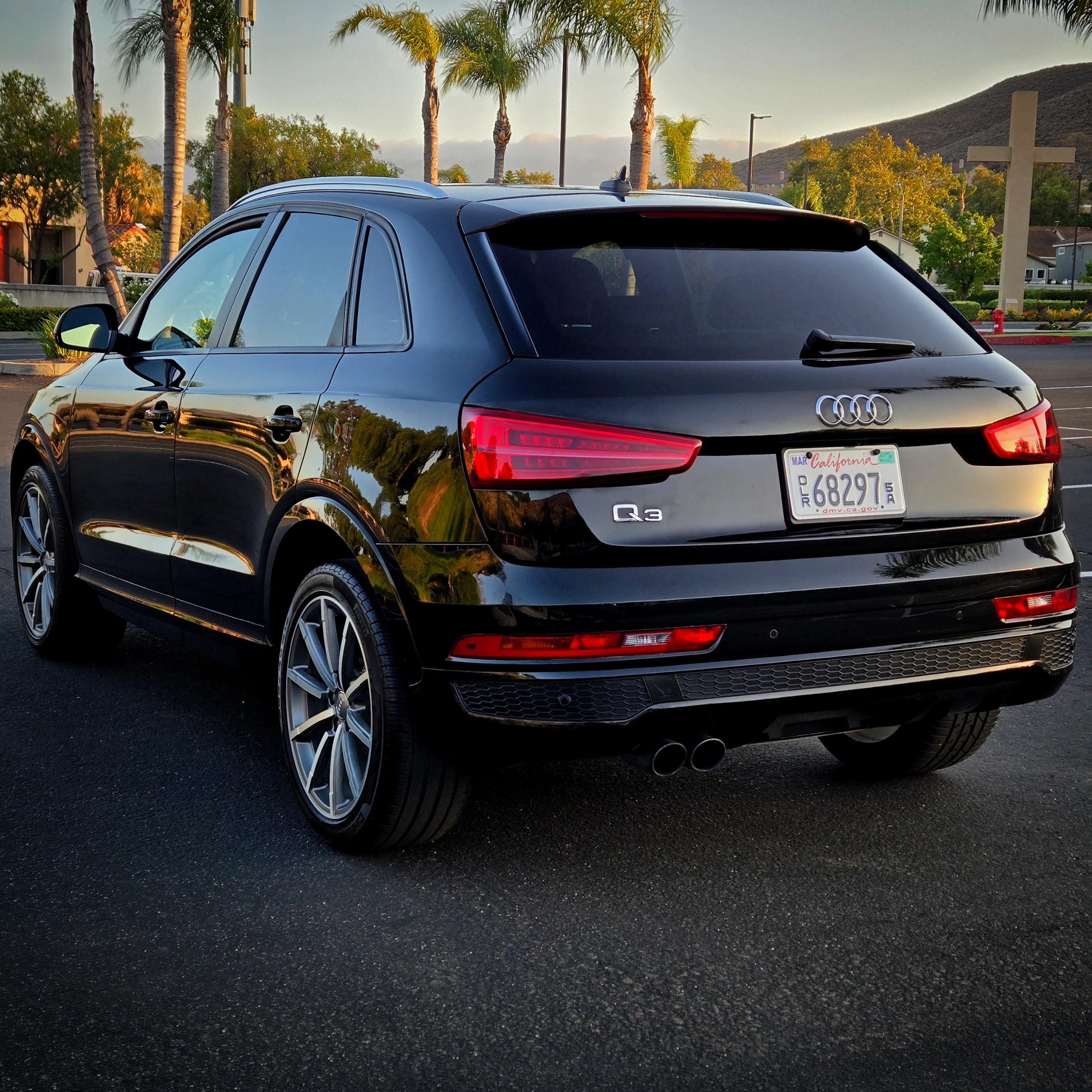 Audi Q3 S-line 2.0 Sport Premium 