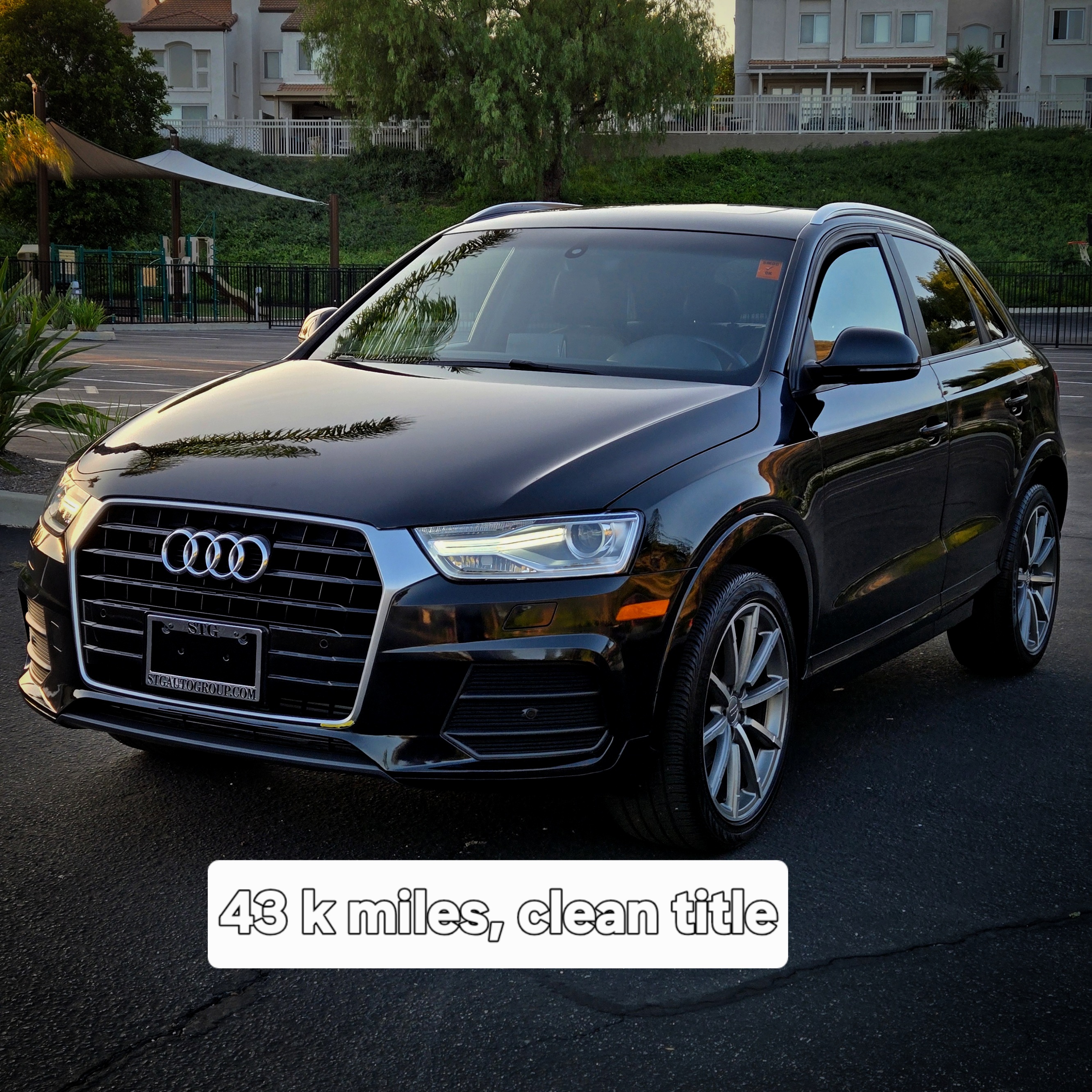 Audi Q3 S-line 2.0 Sport Premium 