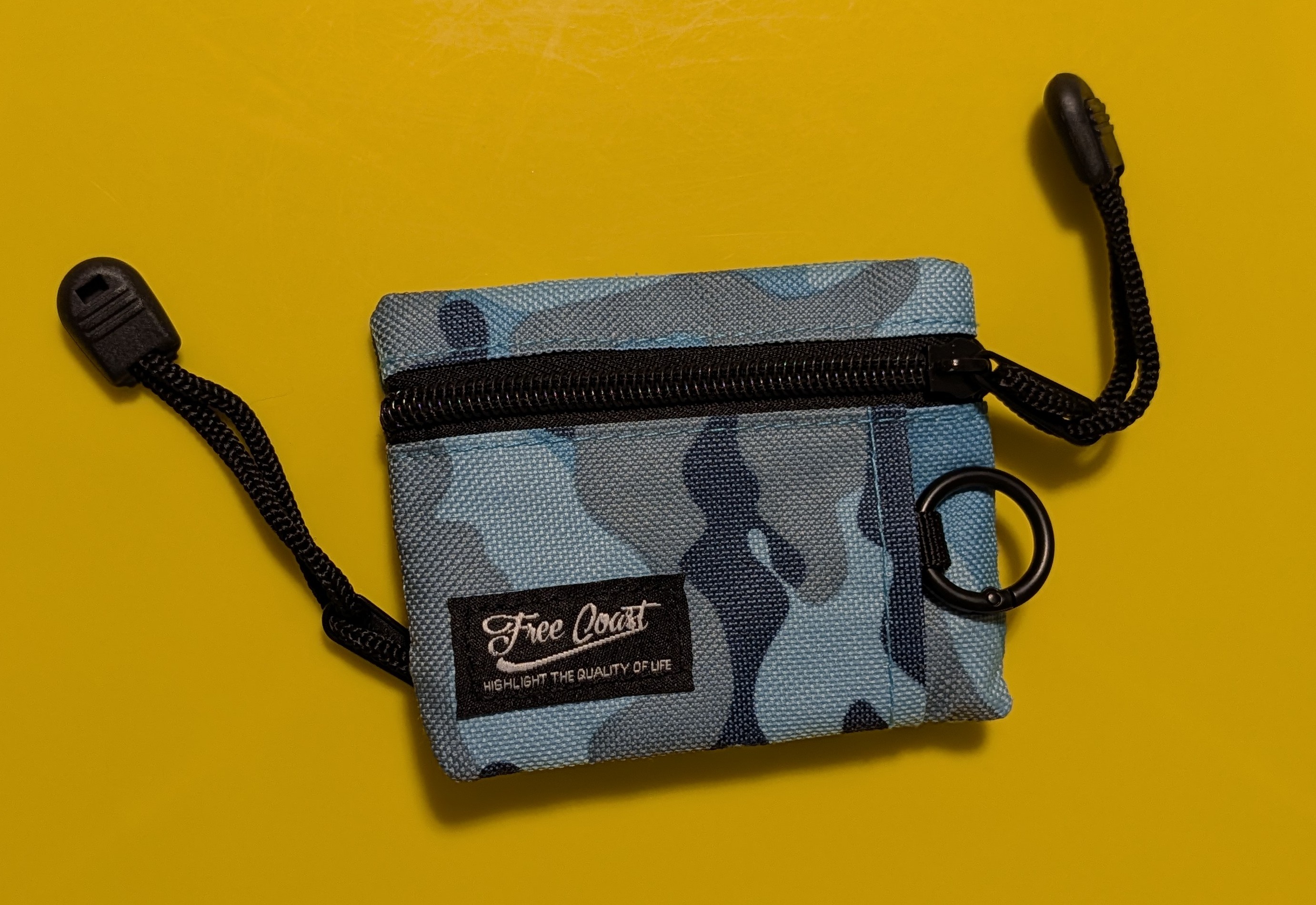 Free Coast Camouflage Pouch