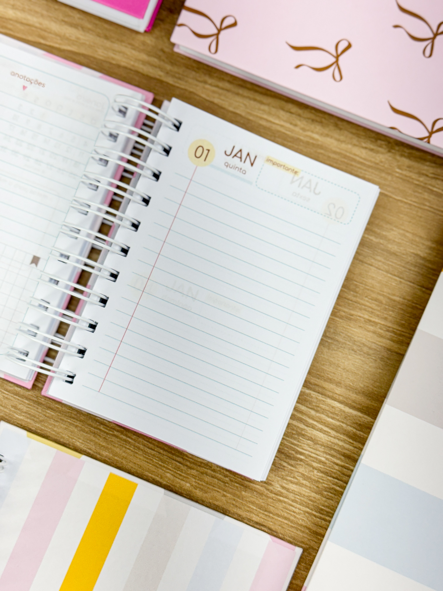 Agenda A6 vertical - 01 dia, sem horas