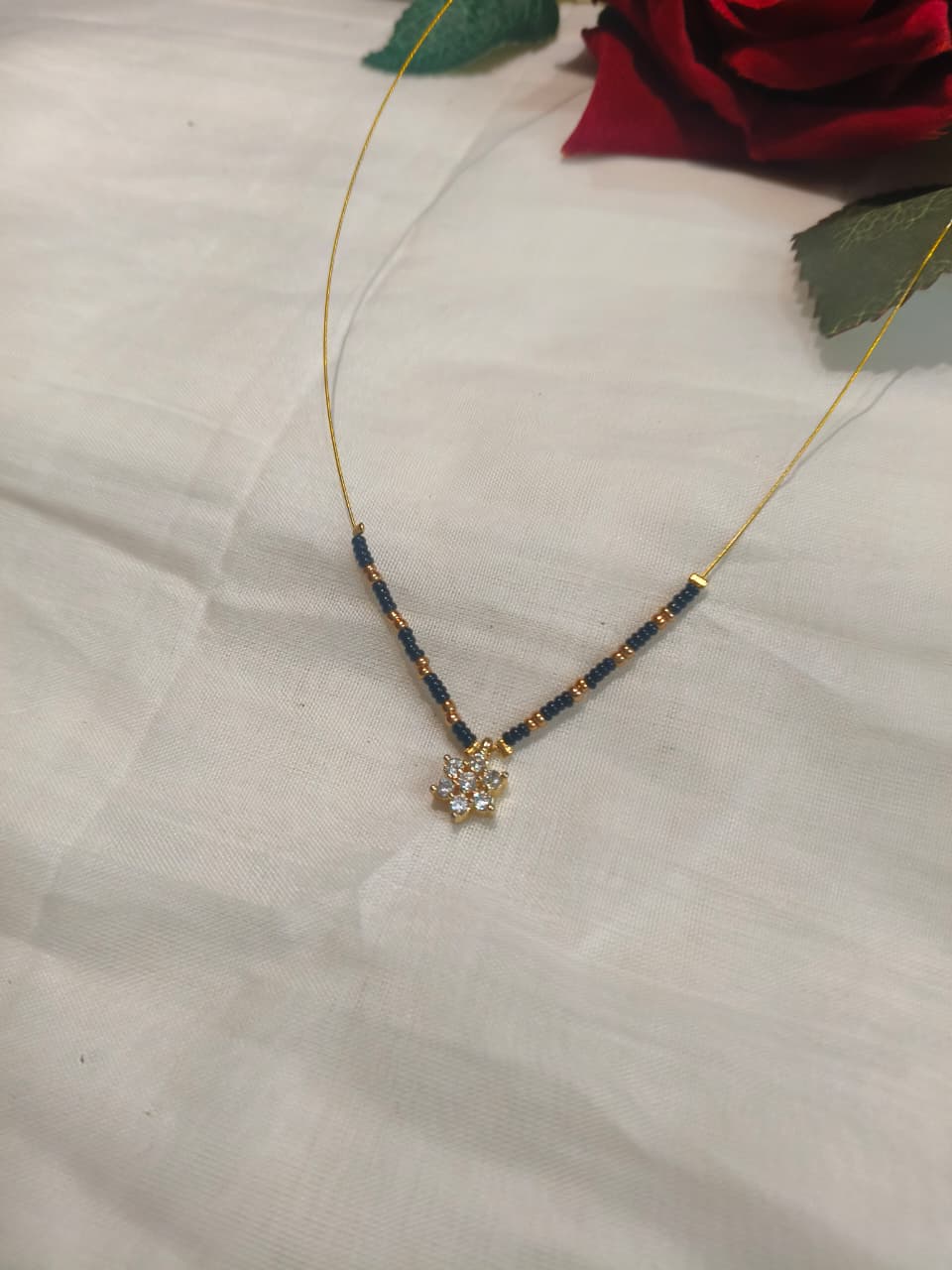 Elegant Blackbeads short chain