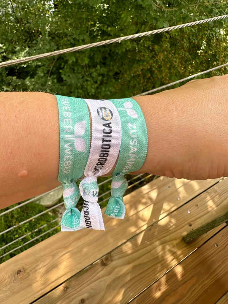 Individuell bedruckte Haargummi-Armbänder