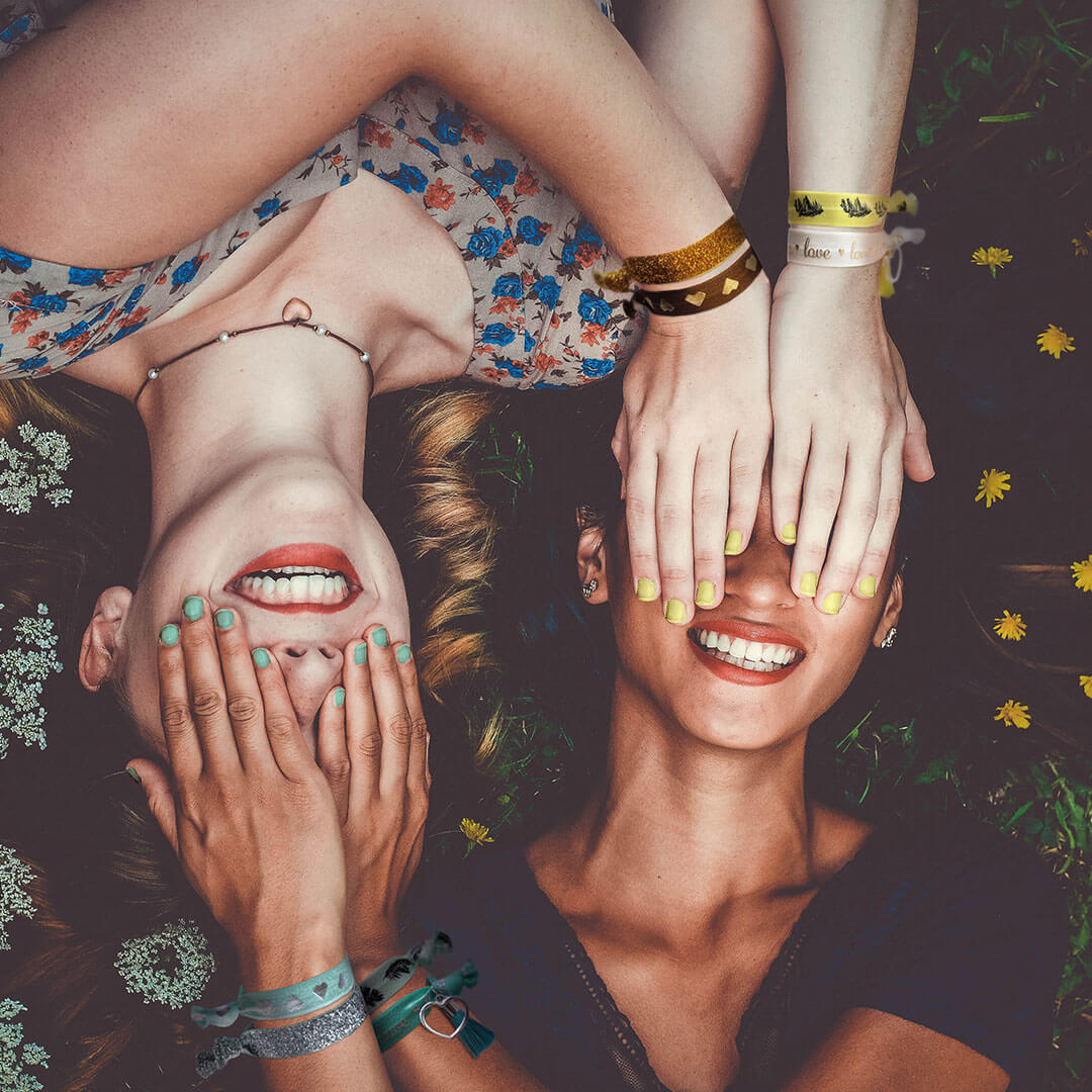 LIKERY Love Armband & Haargummi im 4er Set