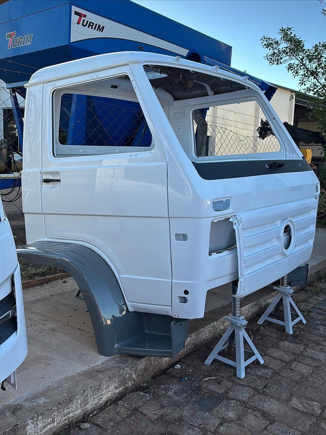 ESTRUTURA CABINE - VOLKSWAGEN WORKER