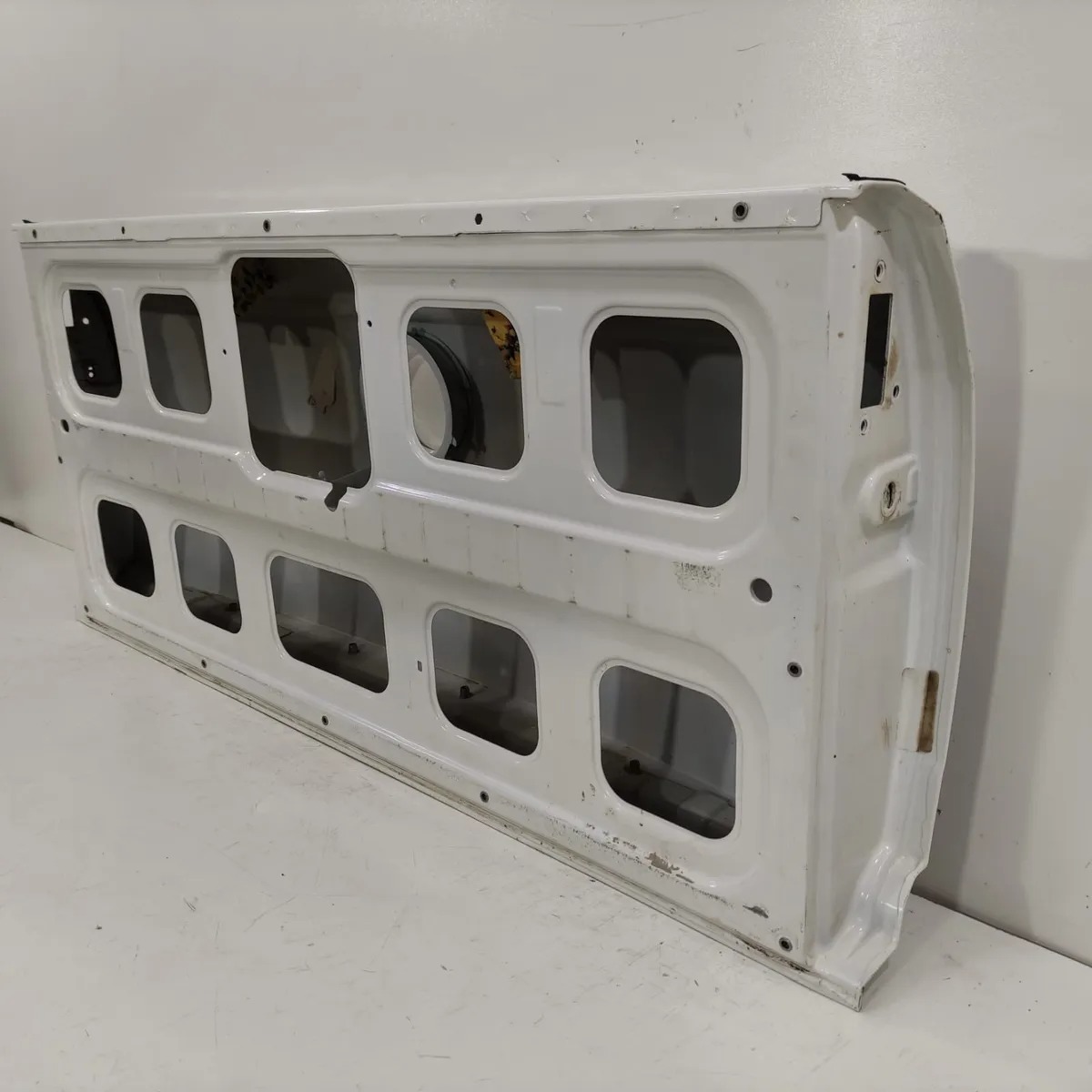 Tampa Traseira Saveiro G7/G8 2017 A 2021