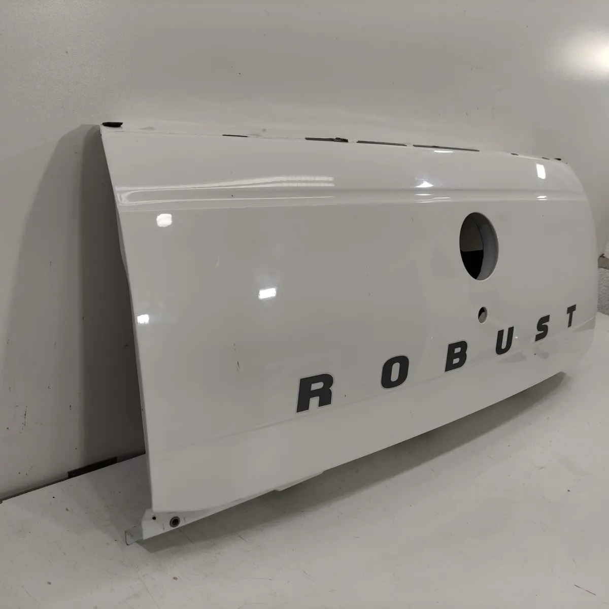 Tampa Traseira Saveiro G7/G8 2017 A 2021