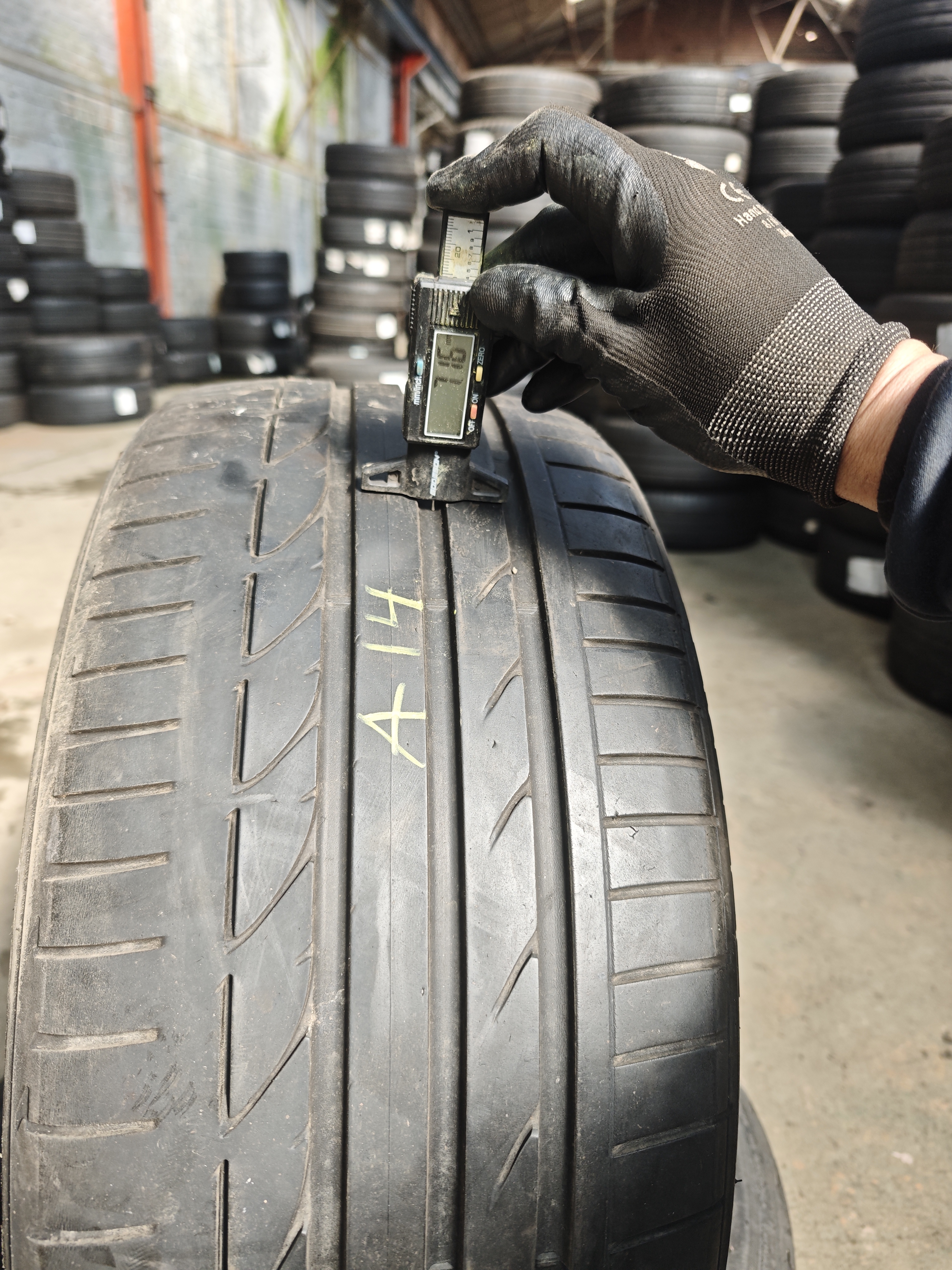 245/40/ R18 Bridgestone