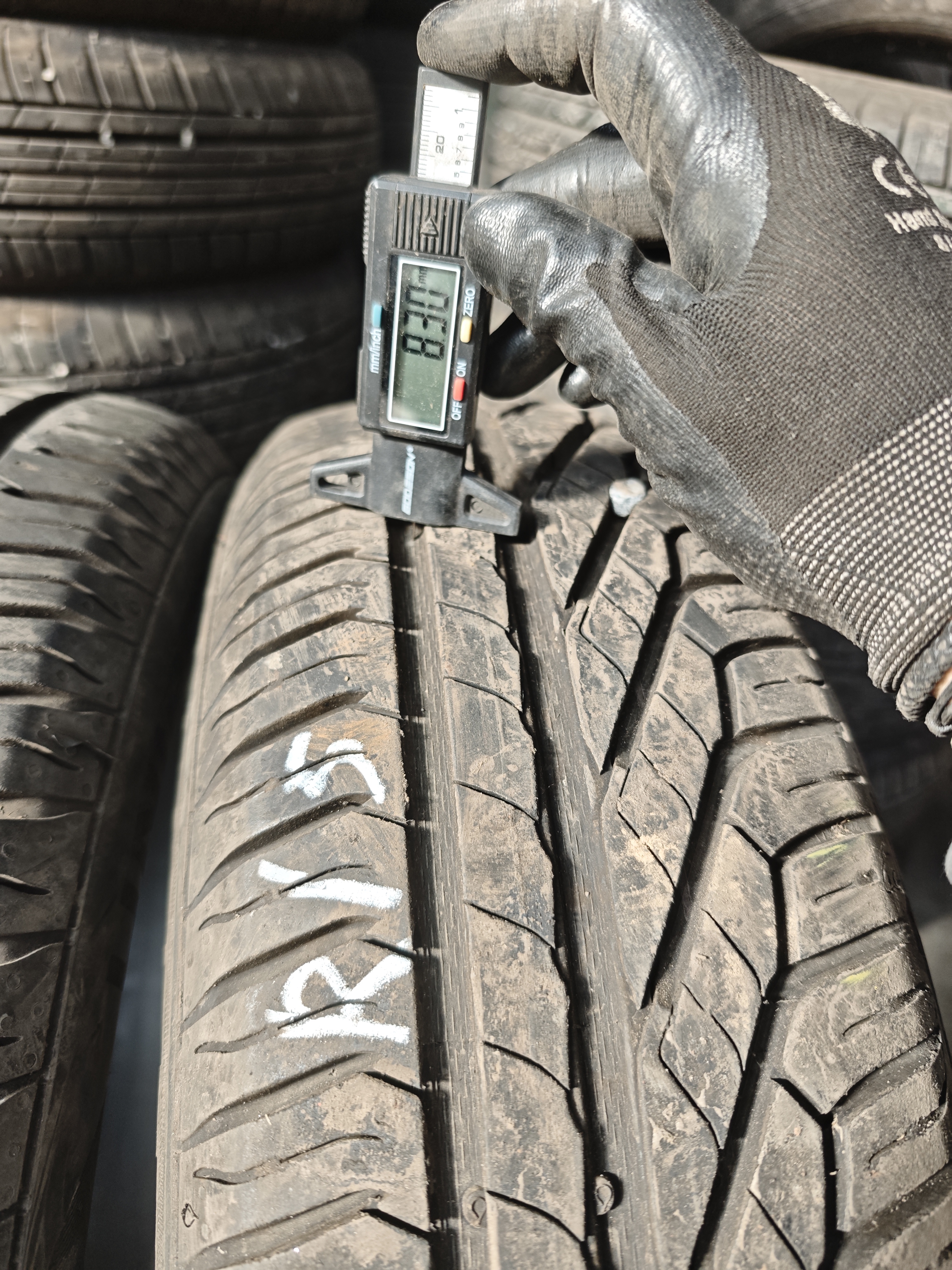 185/65/ R15 Uniroyal