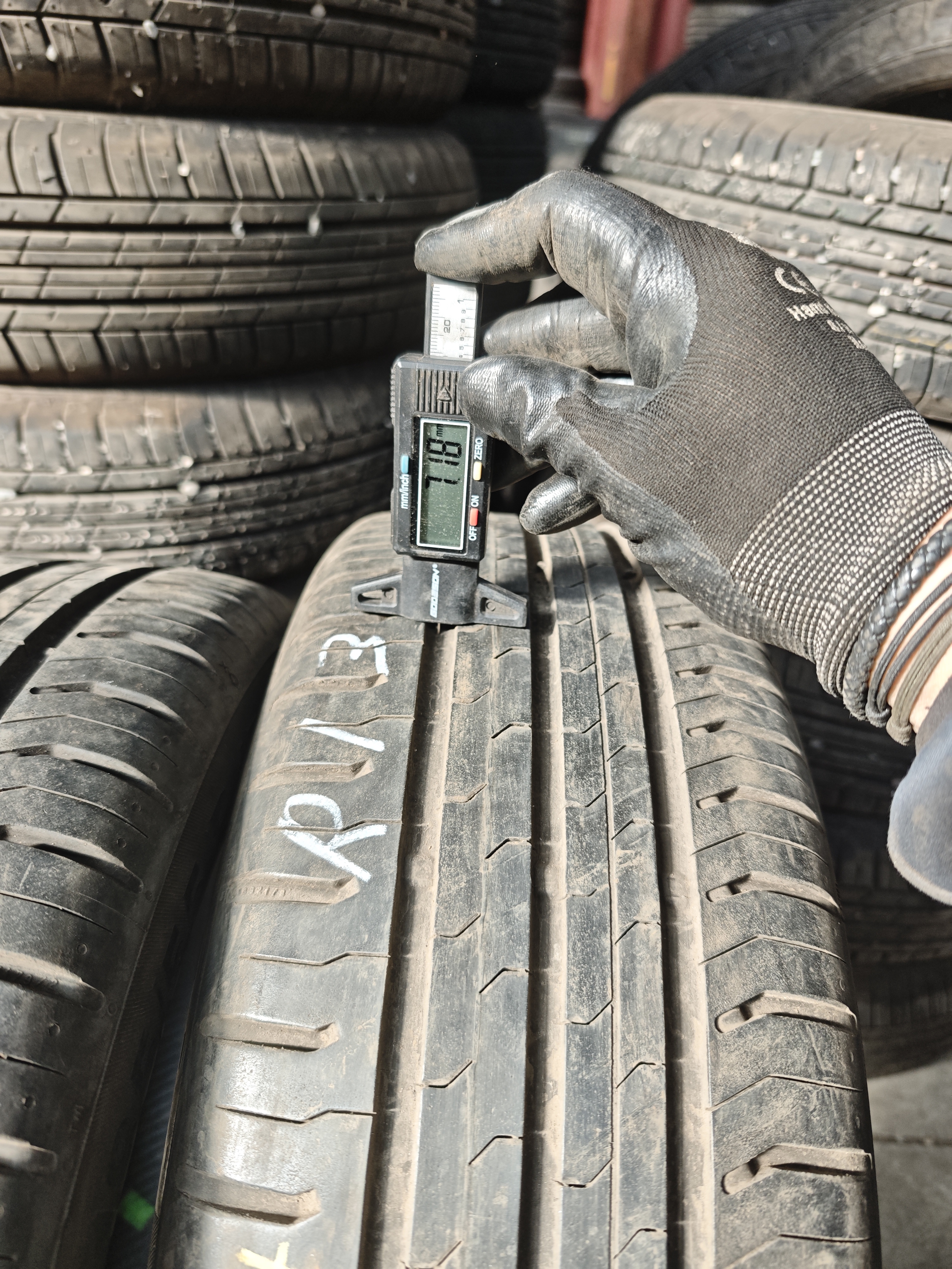 185/55/ R15 Continental