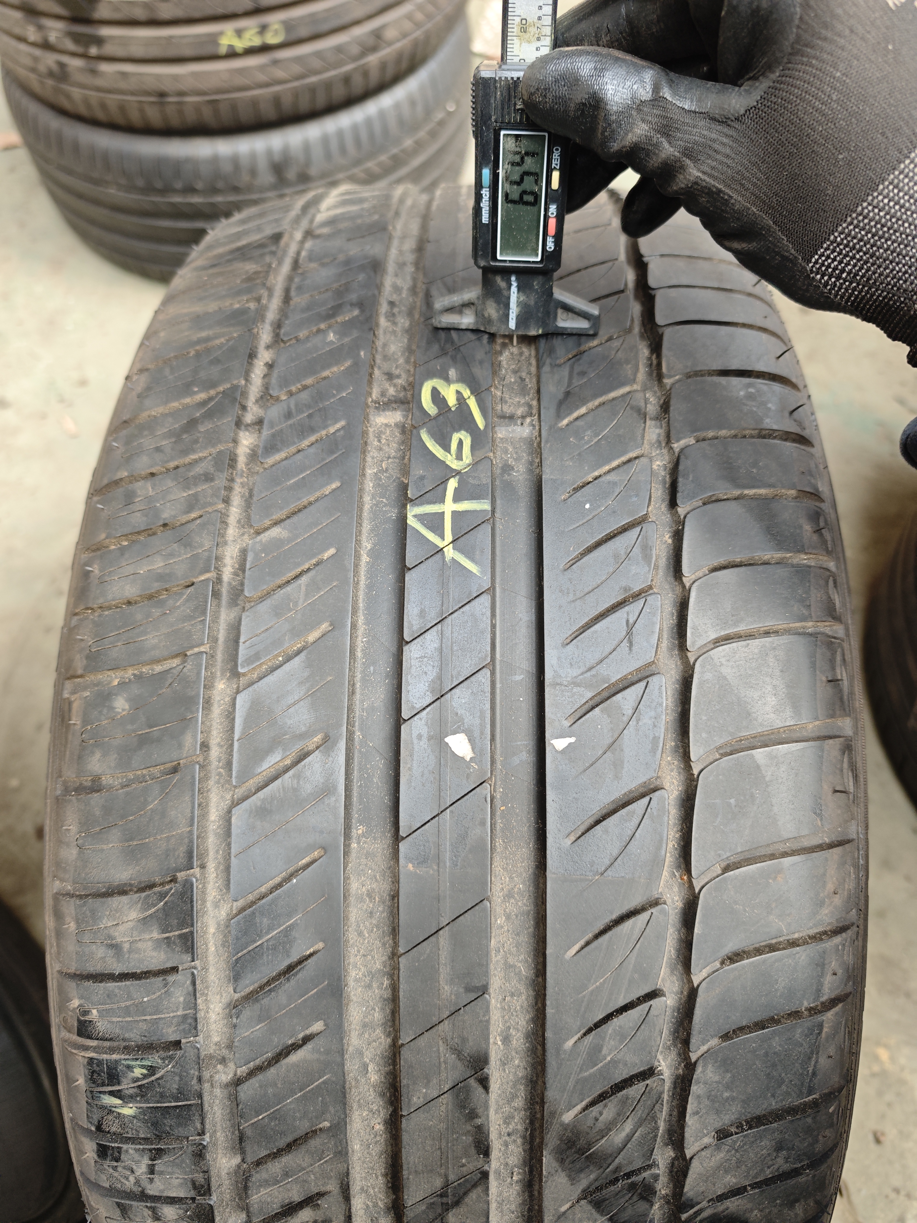 275/45/ R18 Michelin