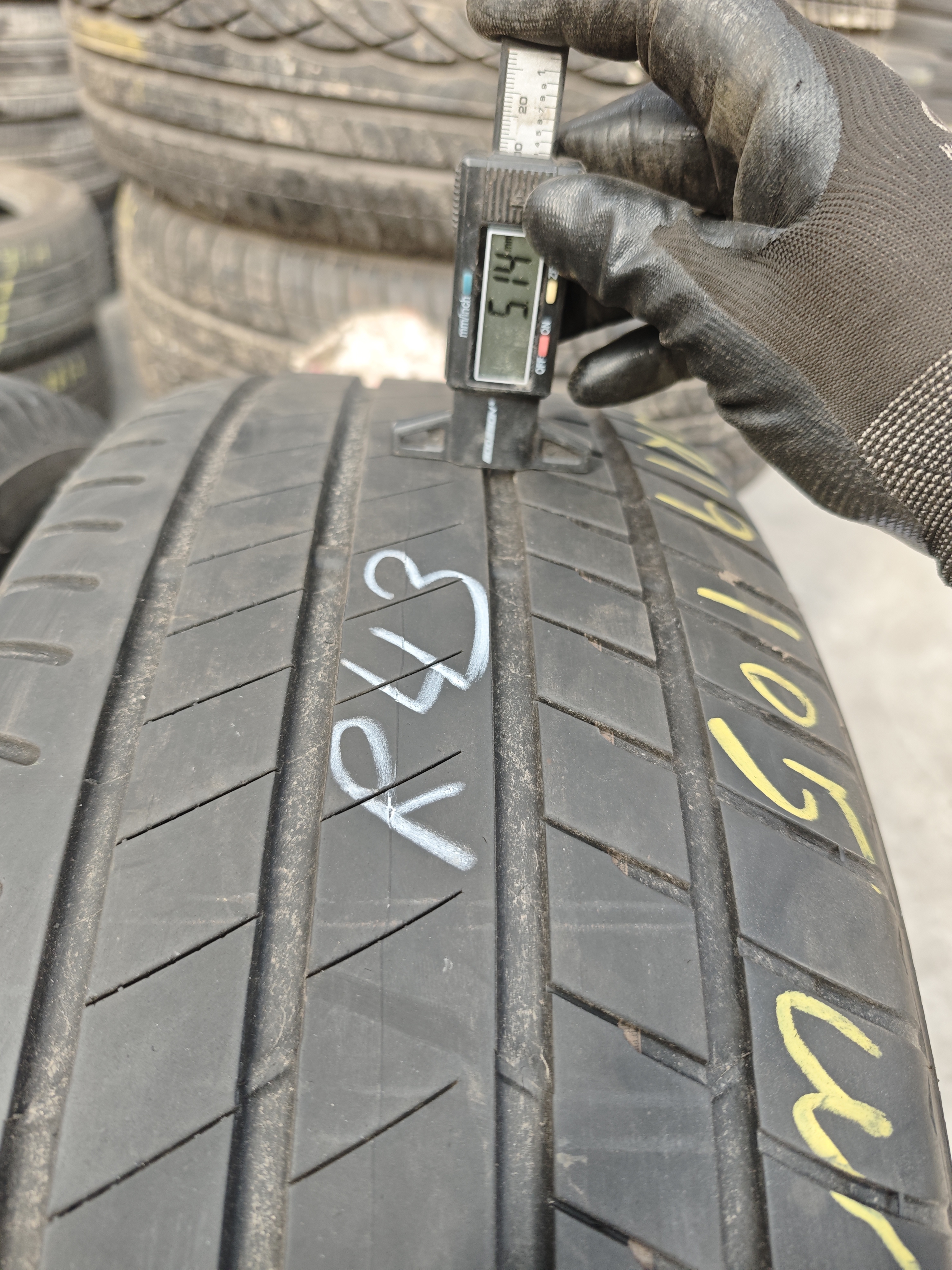 245/50/ R19 Bridgestone