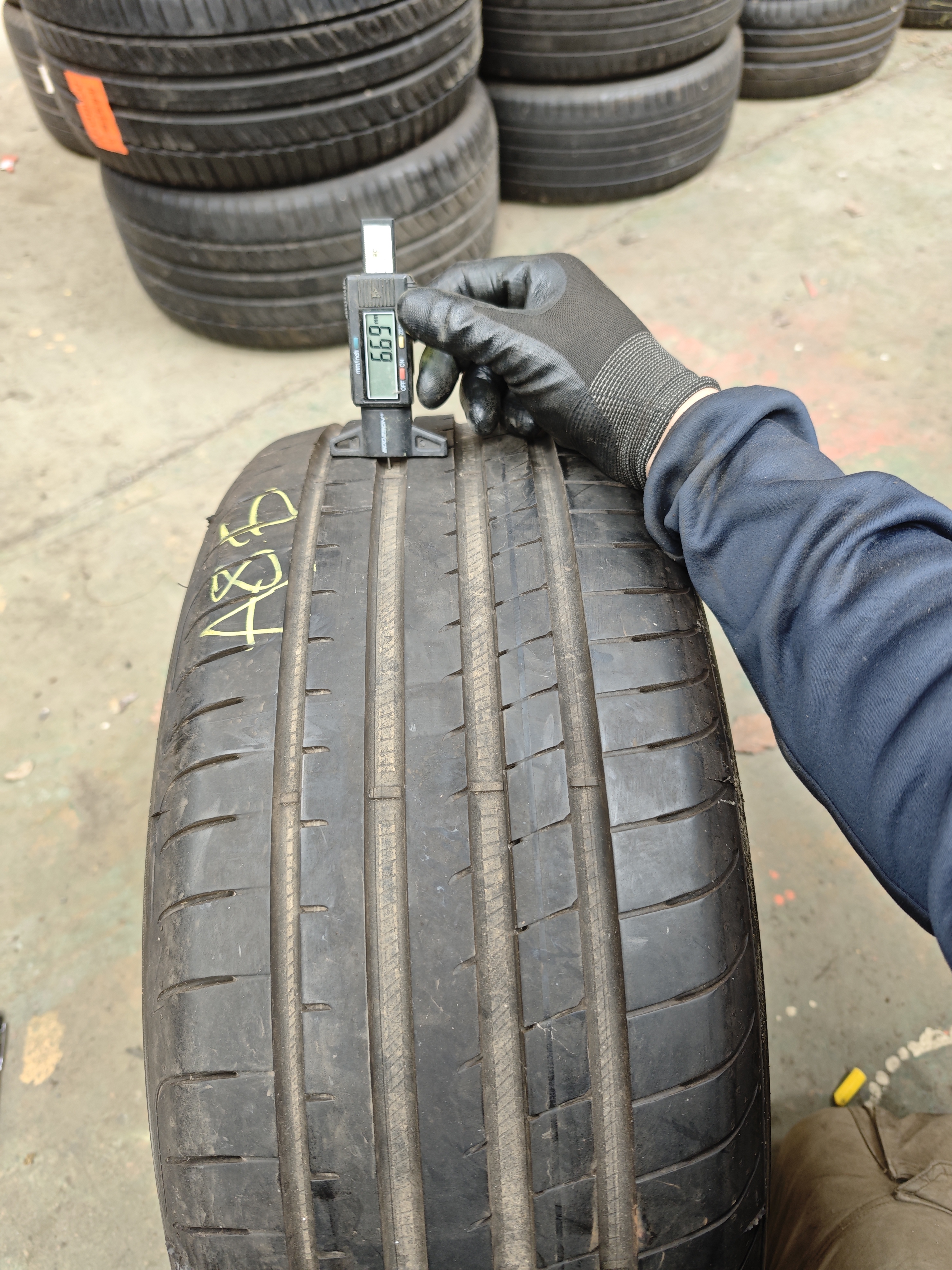 235/45/ R17 Good Year