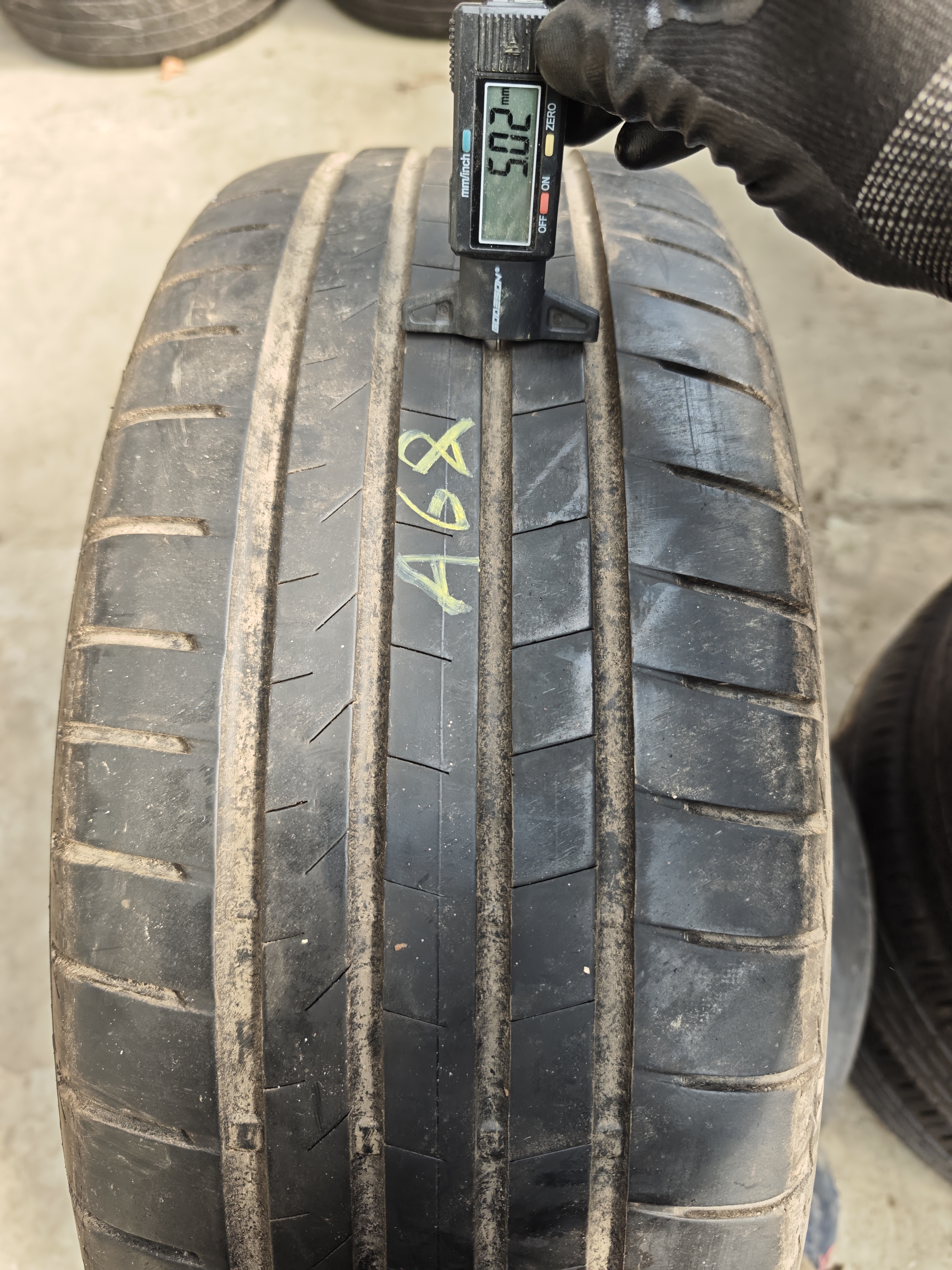 235/55/ R18 Bridgestone