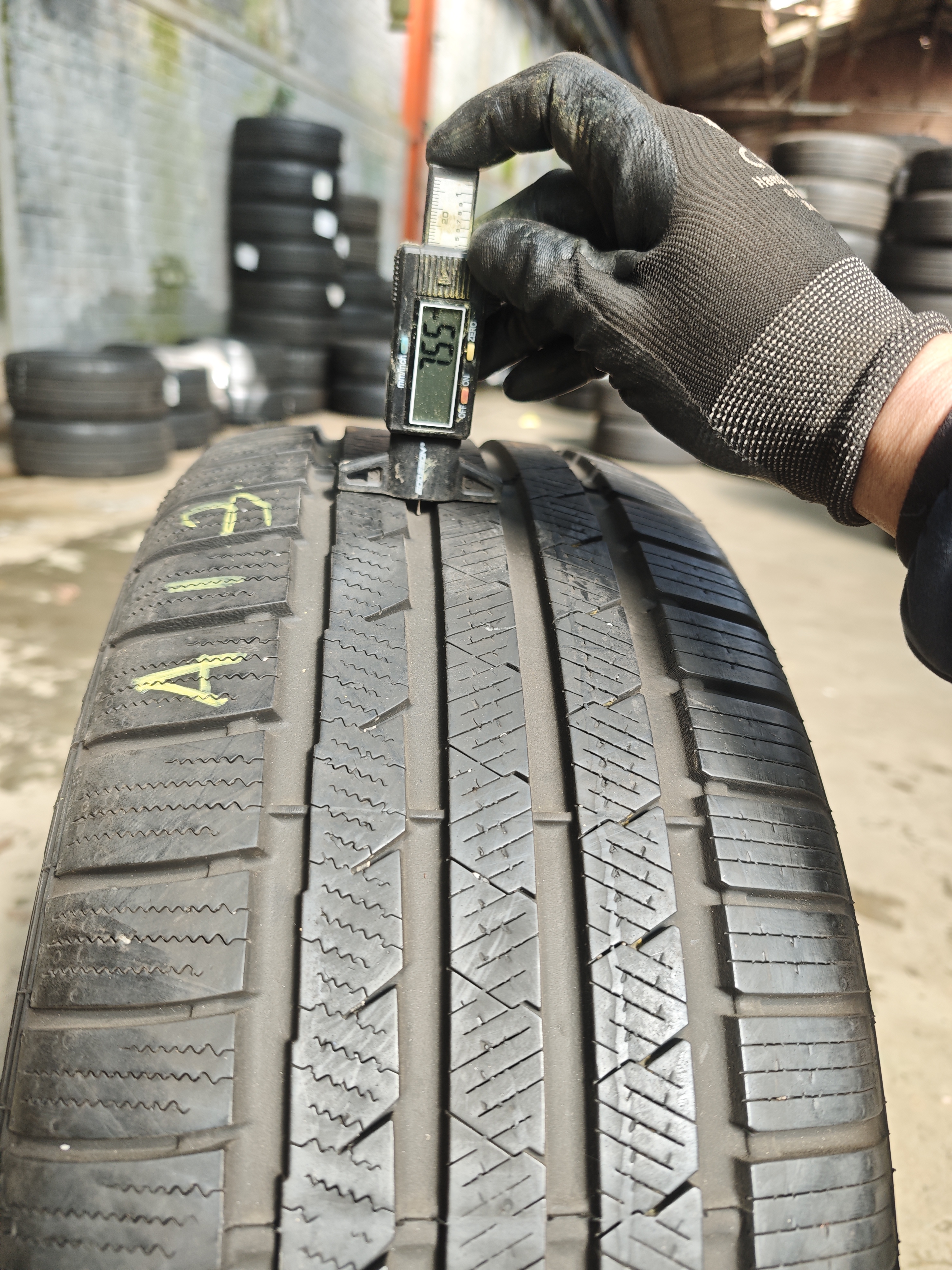 245/40/ R18 Continental 