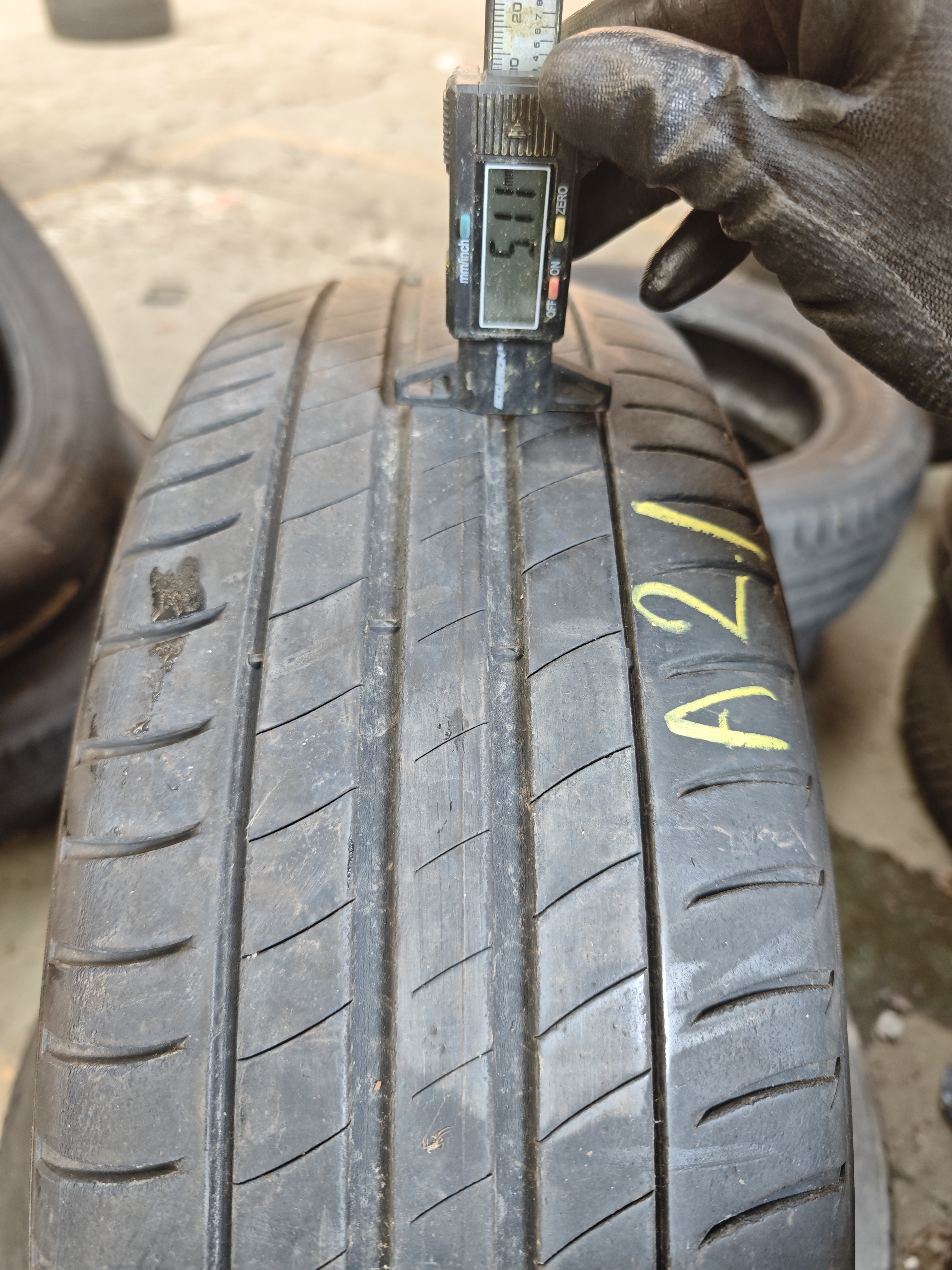 195/60/ R16 Michelin 