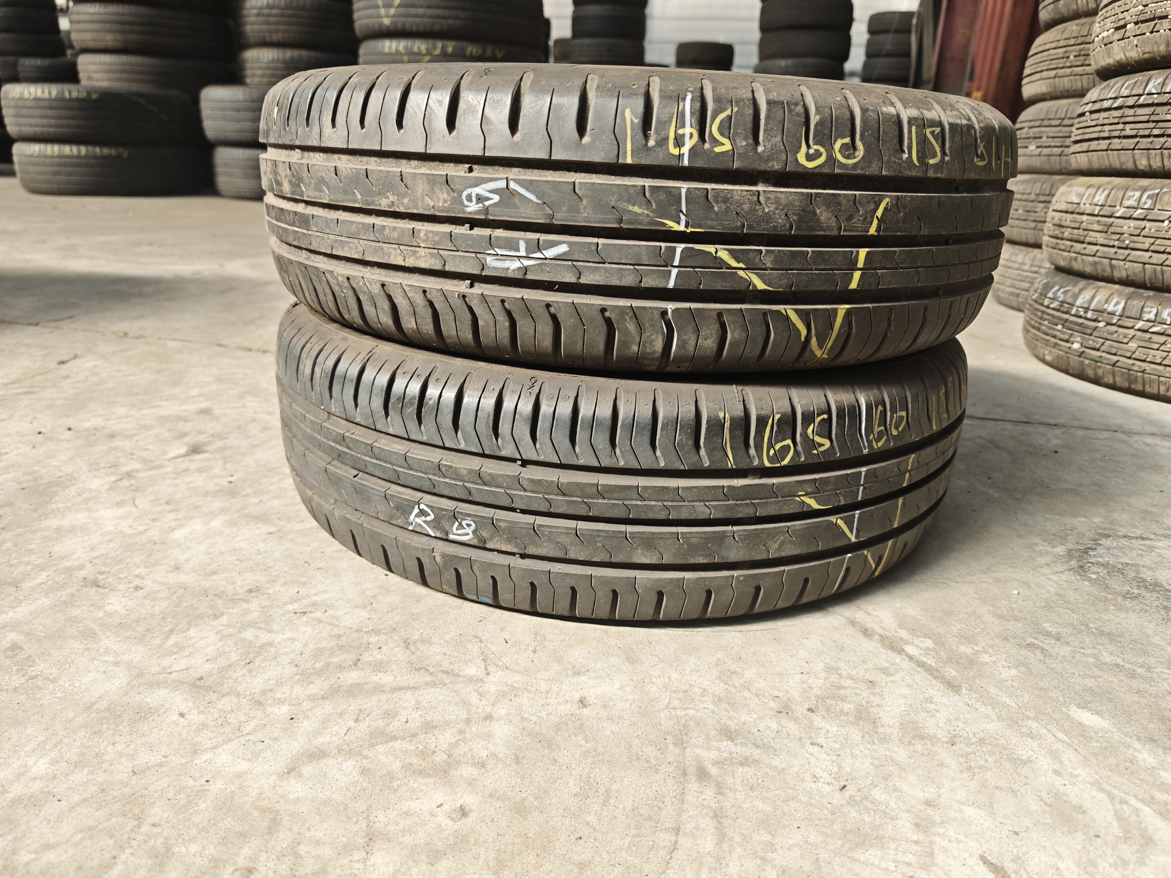 165/60/ R15 Continental