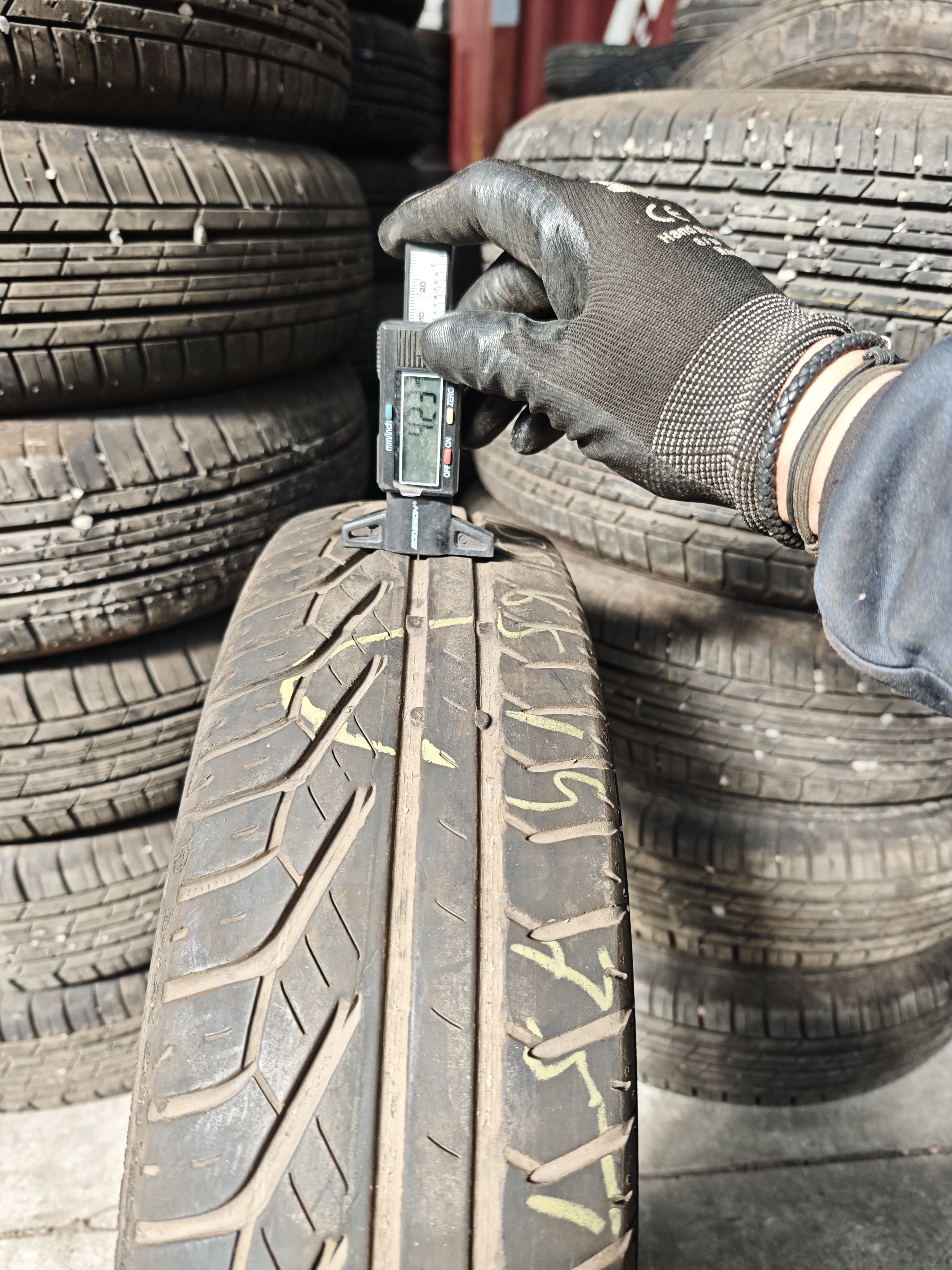 155/65/ R14 Uniroyal