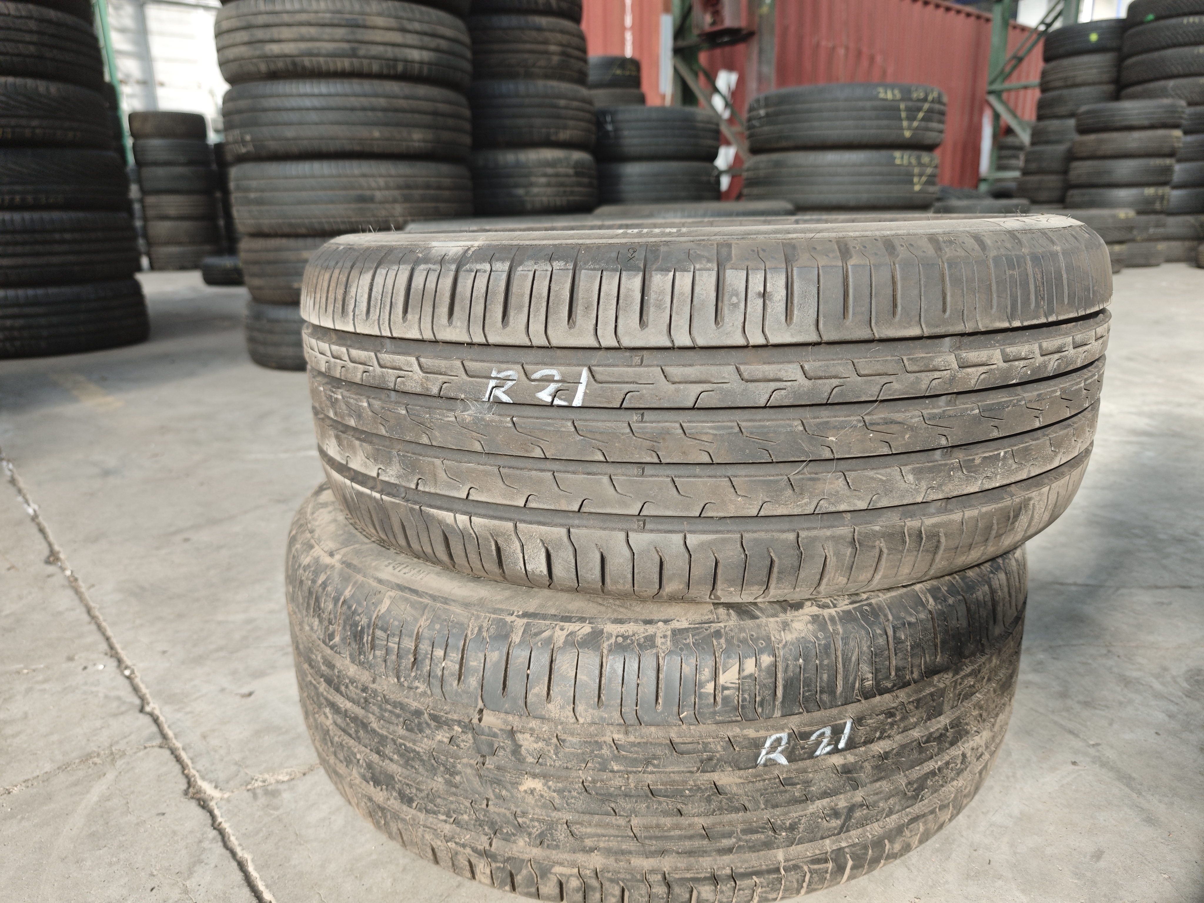 205/45/ R17 Continental 