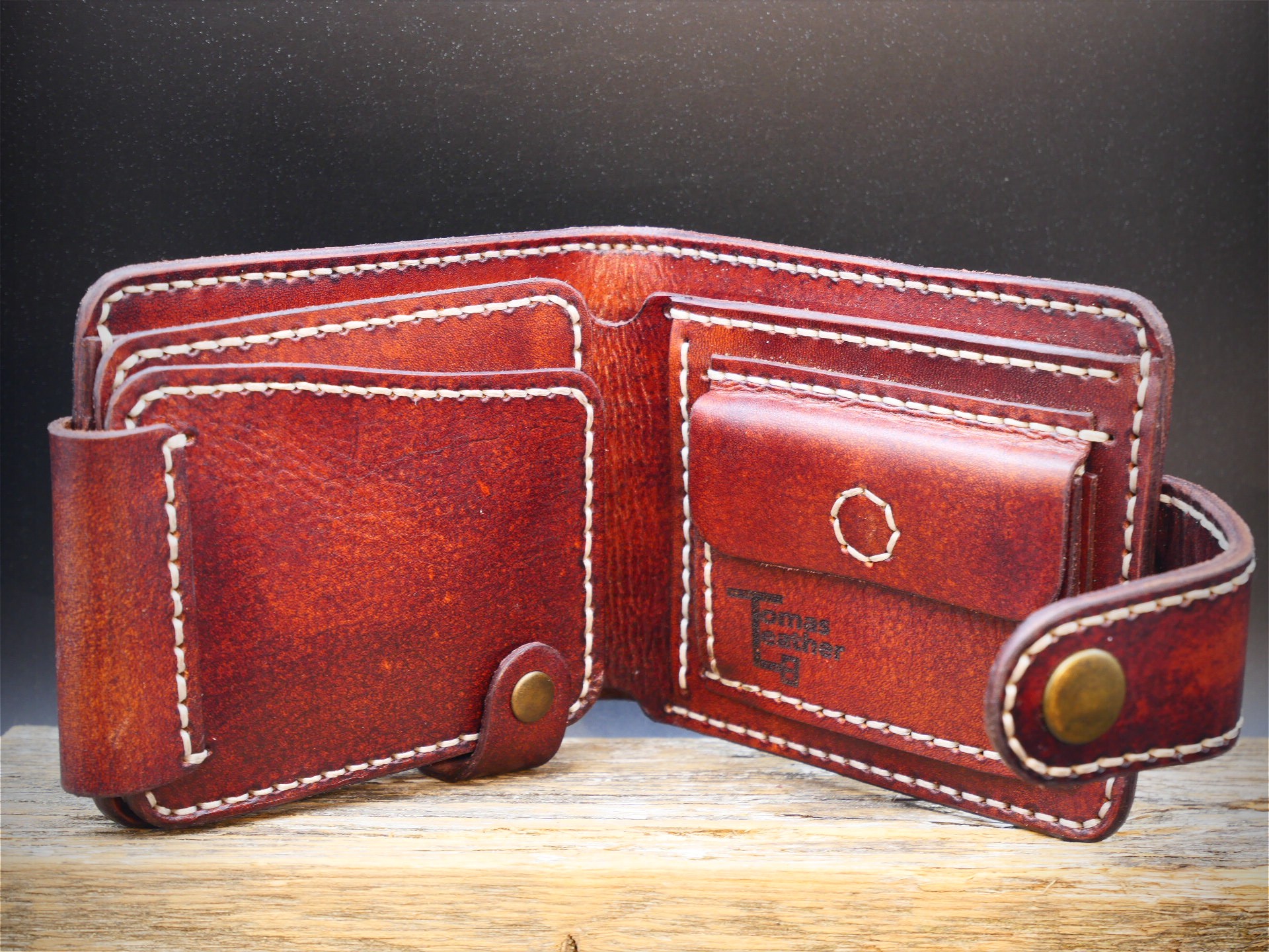 Odinė piniginė "Raudonmedins"