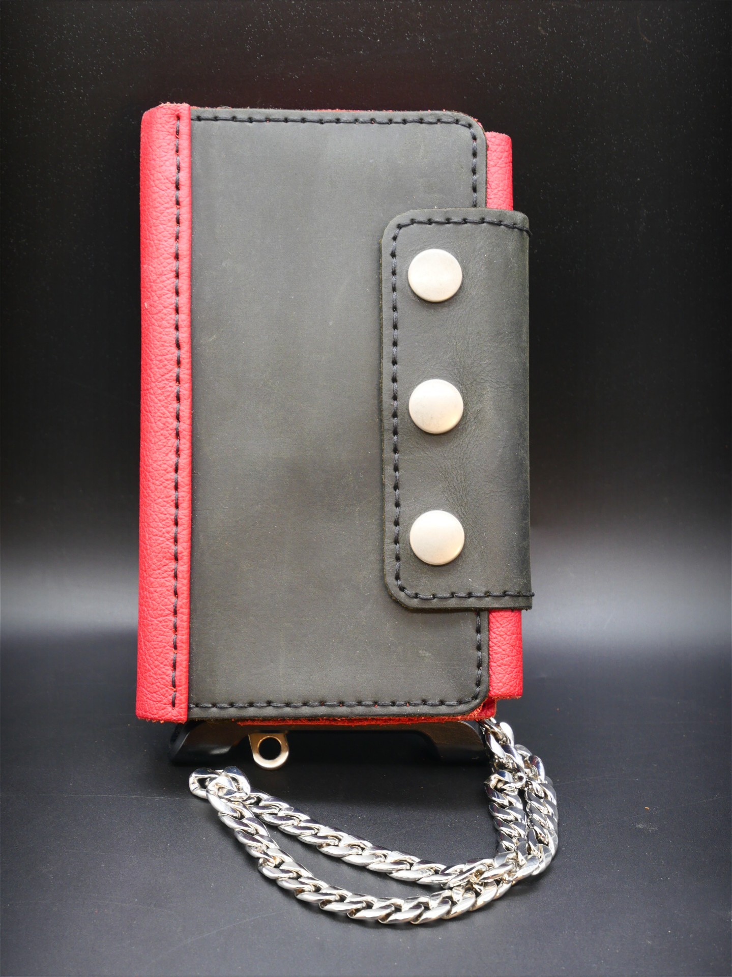 Odinė Delninukė "Mobili"