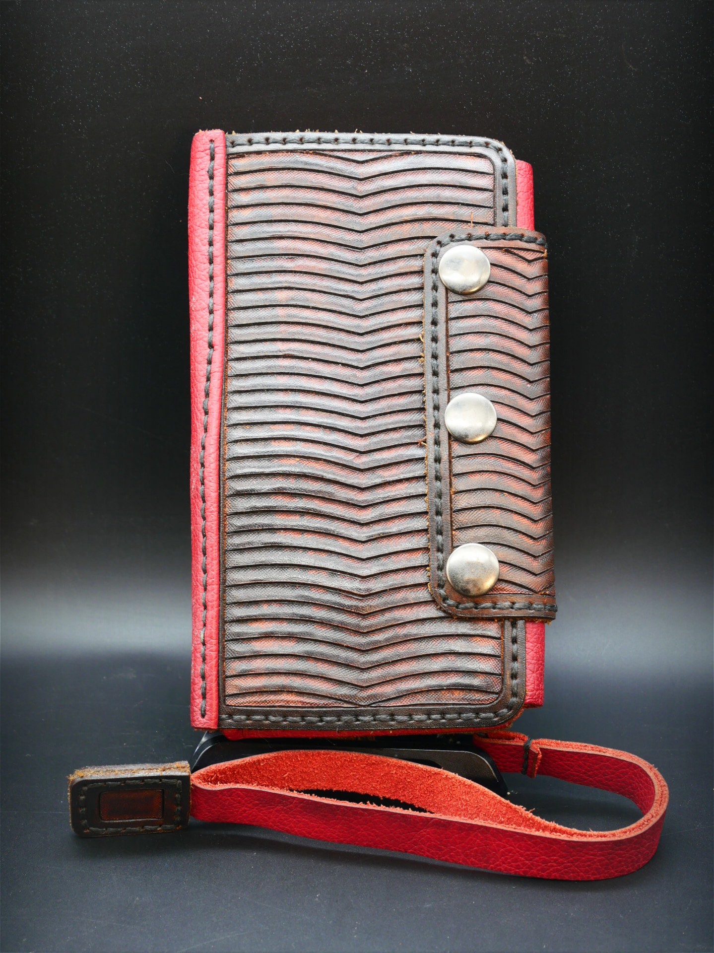 Delninukė iš natūralios odos "Dragon Blood"