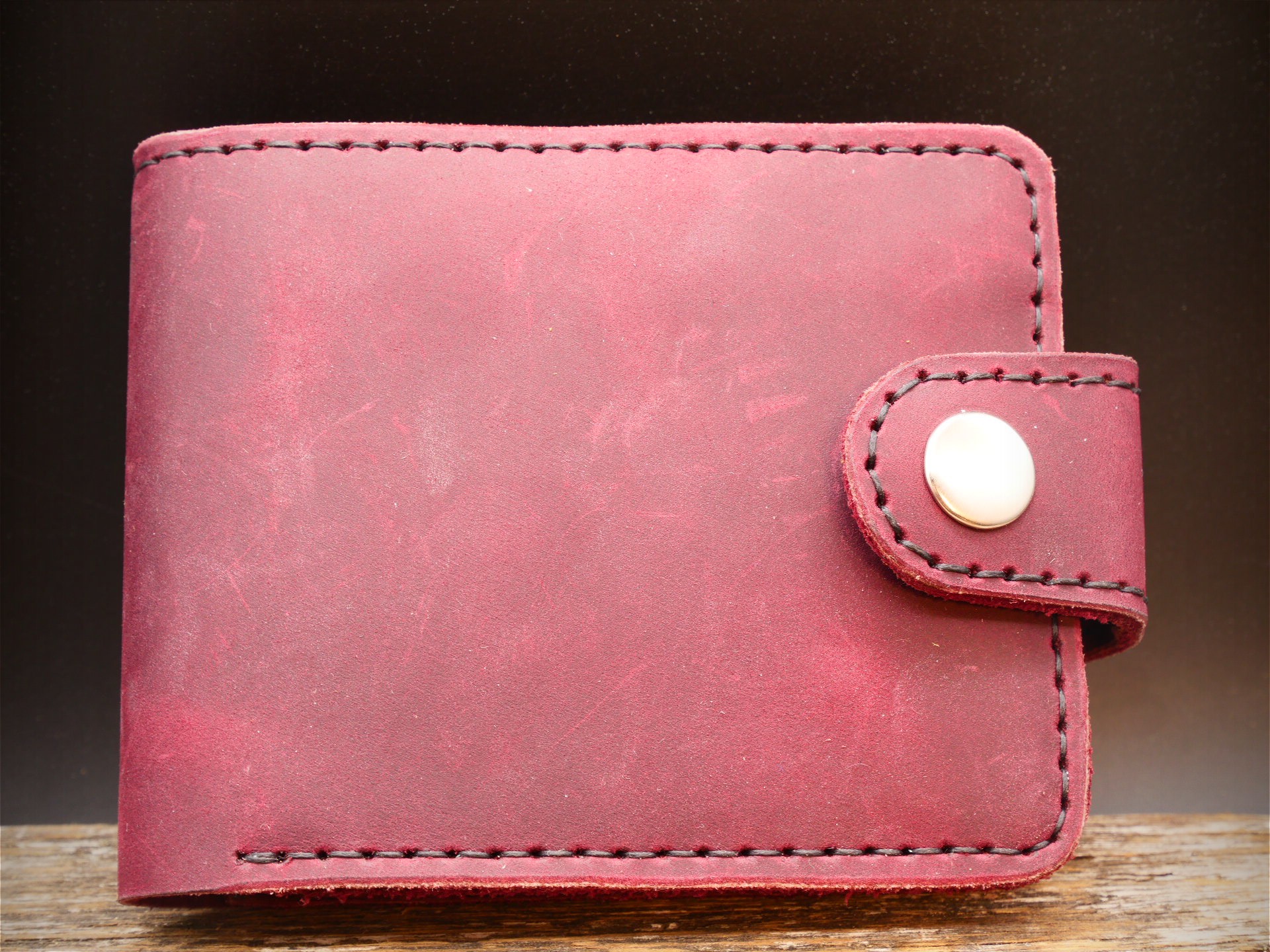 Odos piniginė "Crazy Horse" (bordinė)