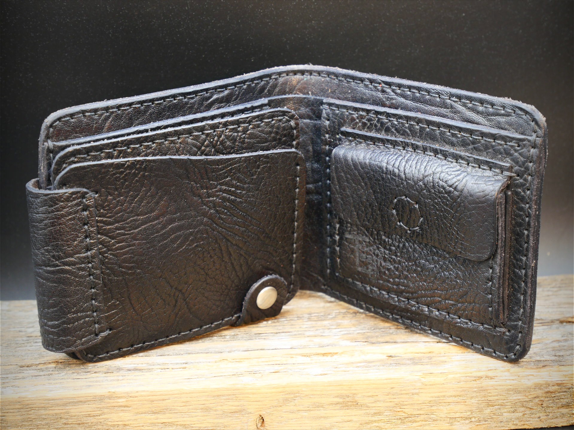 Odinė piniginė "Black Elephant"