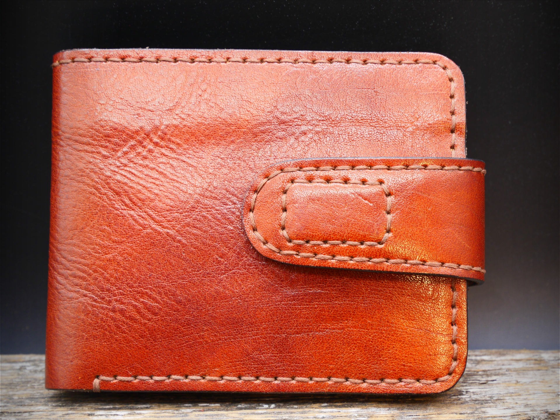 Odinė piniginė "Lux-" (su magnetu)