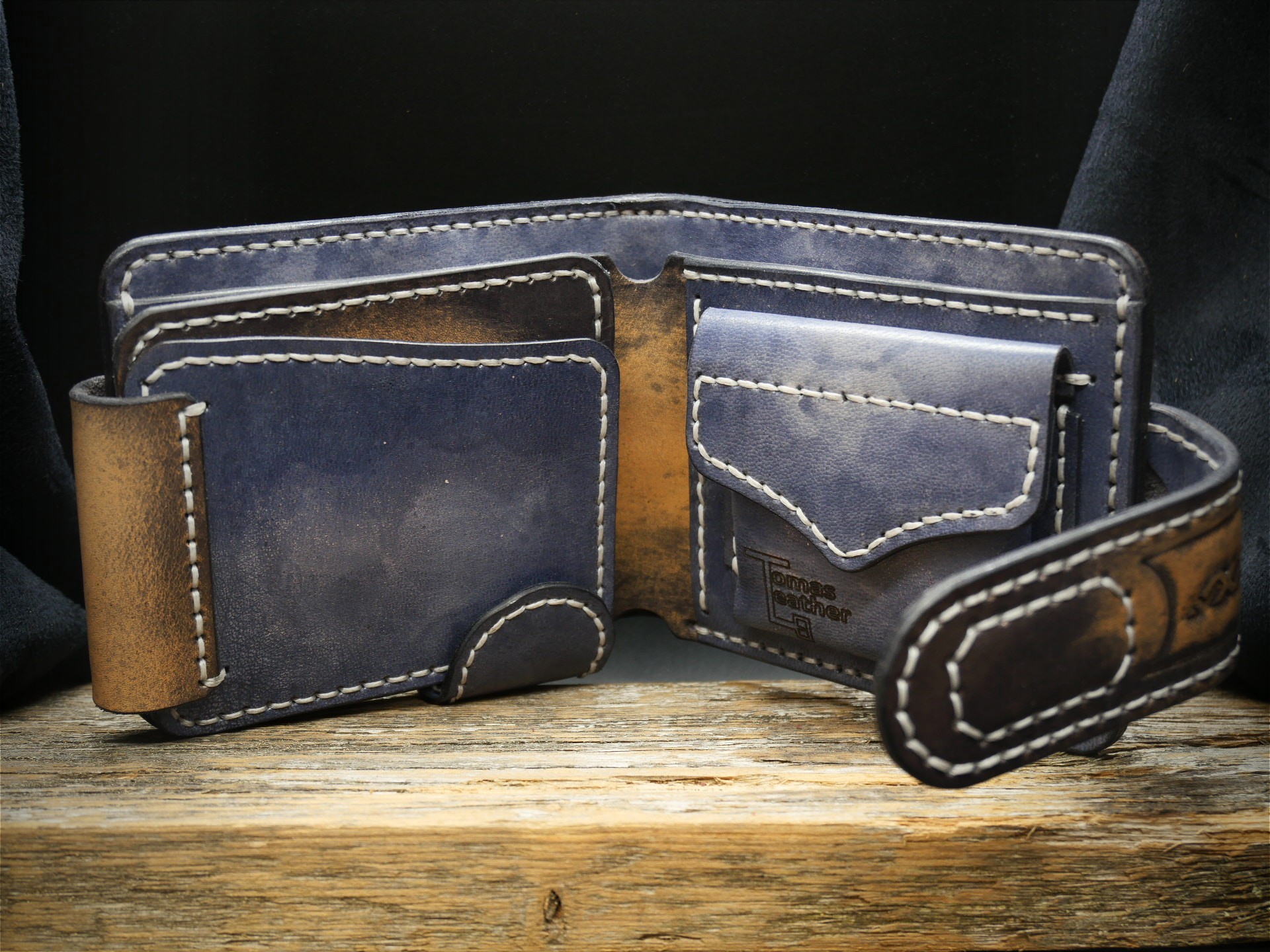 Odinė piniginė "Žalčių karalienė" (su magnetu)