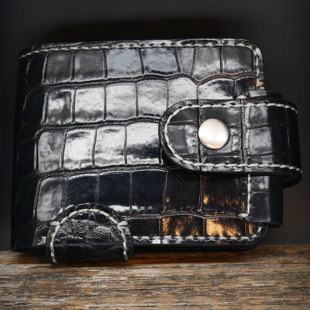 Juodos odos piniginė "Black Dragon"