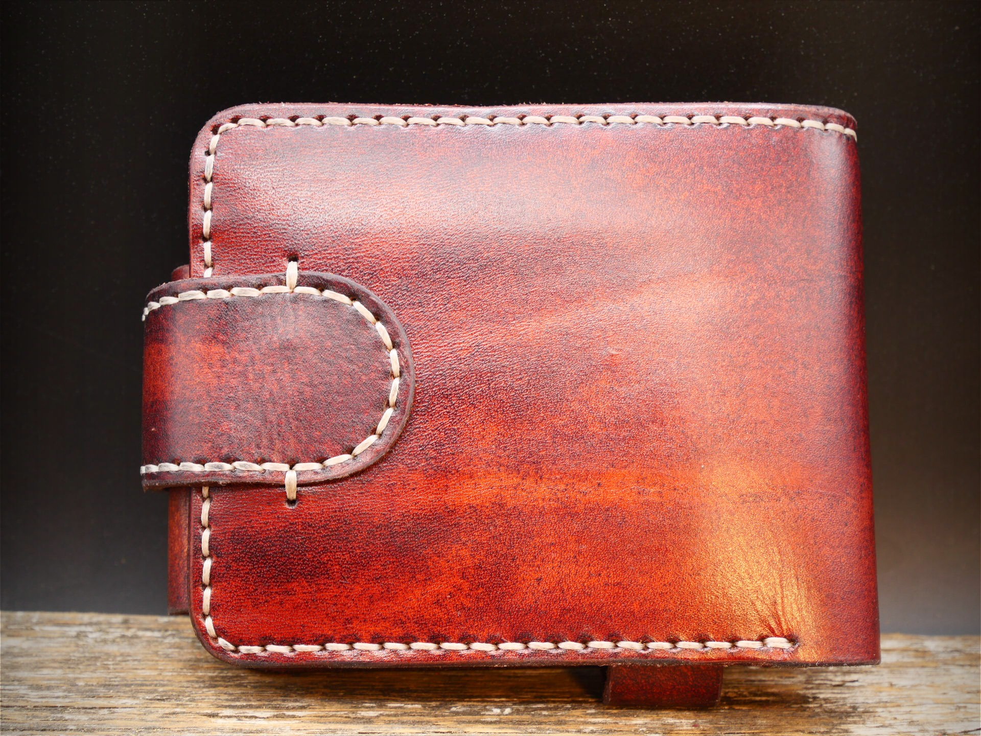 Odinė piniginė "Raudonmedins"