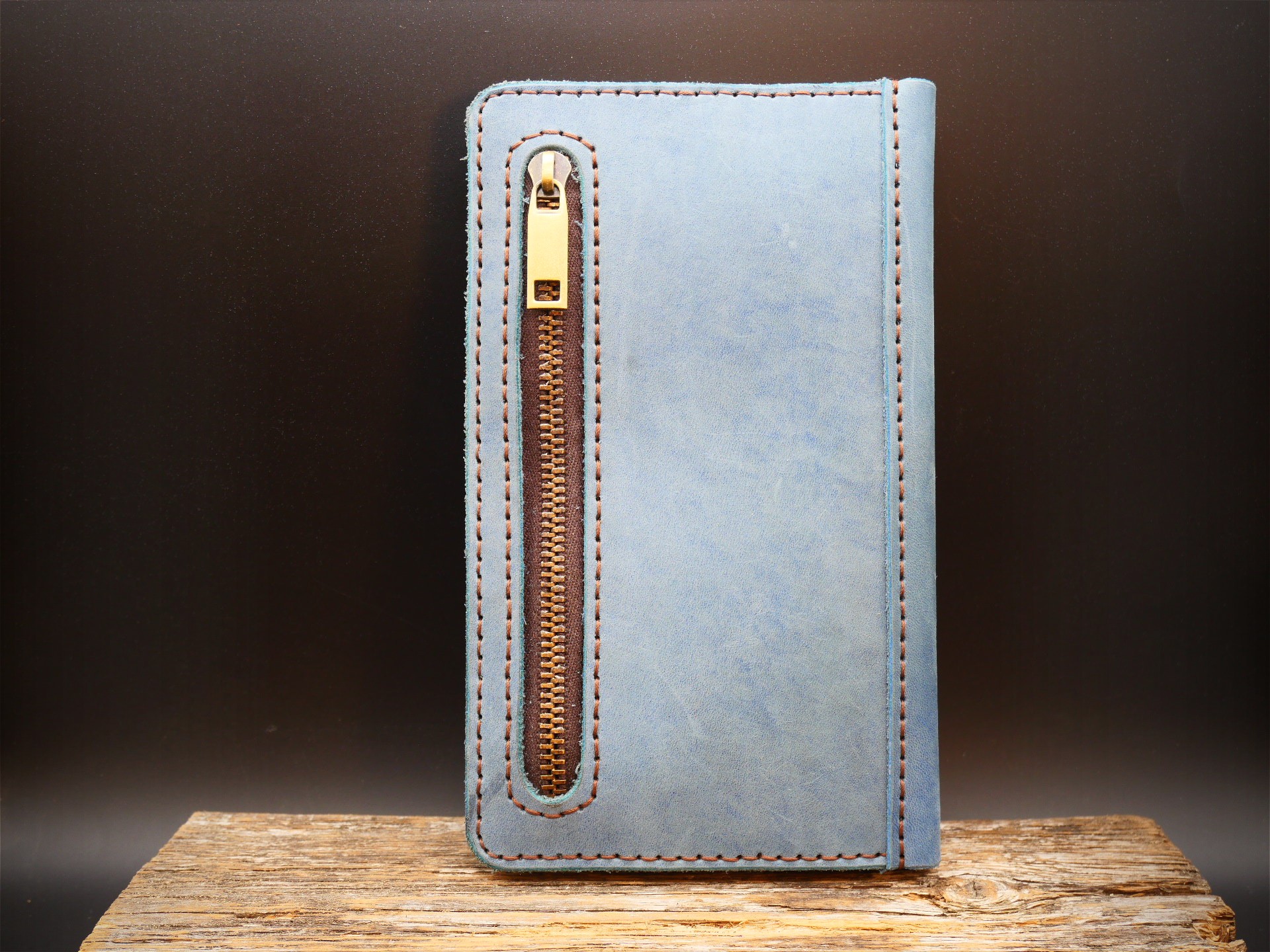 Odinė delninė "Blue" (prototipas)