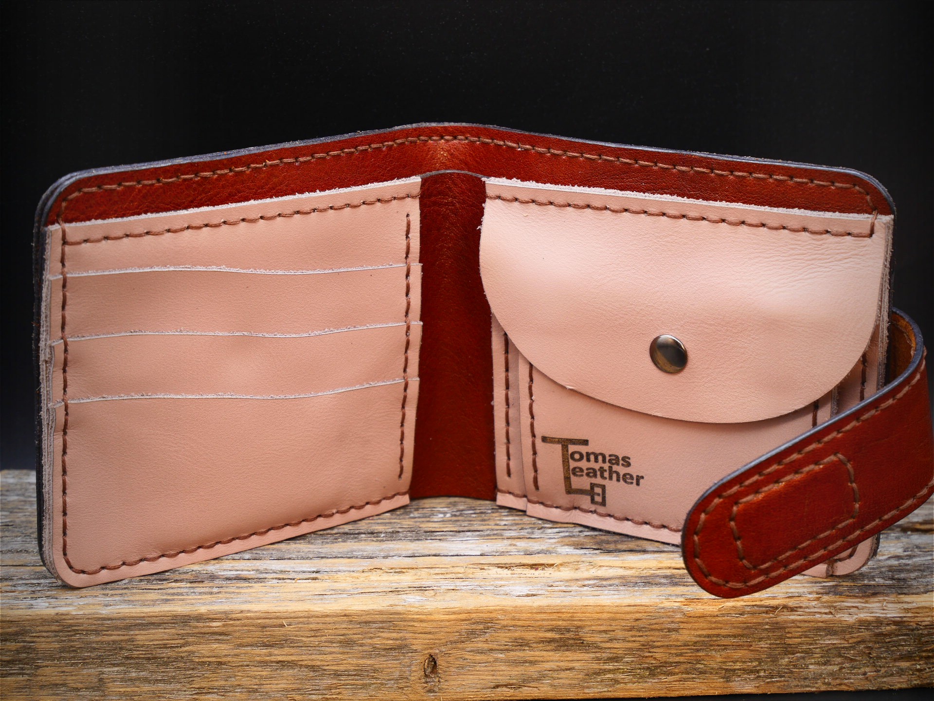 Odinė piniginė "Lux-" (su magnetu)