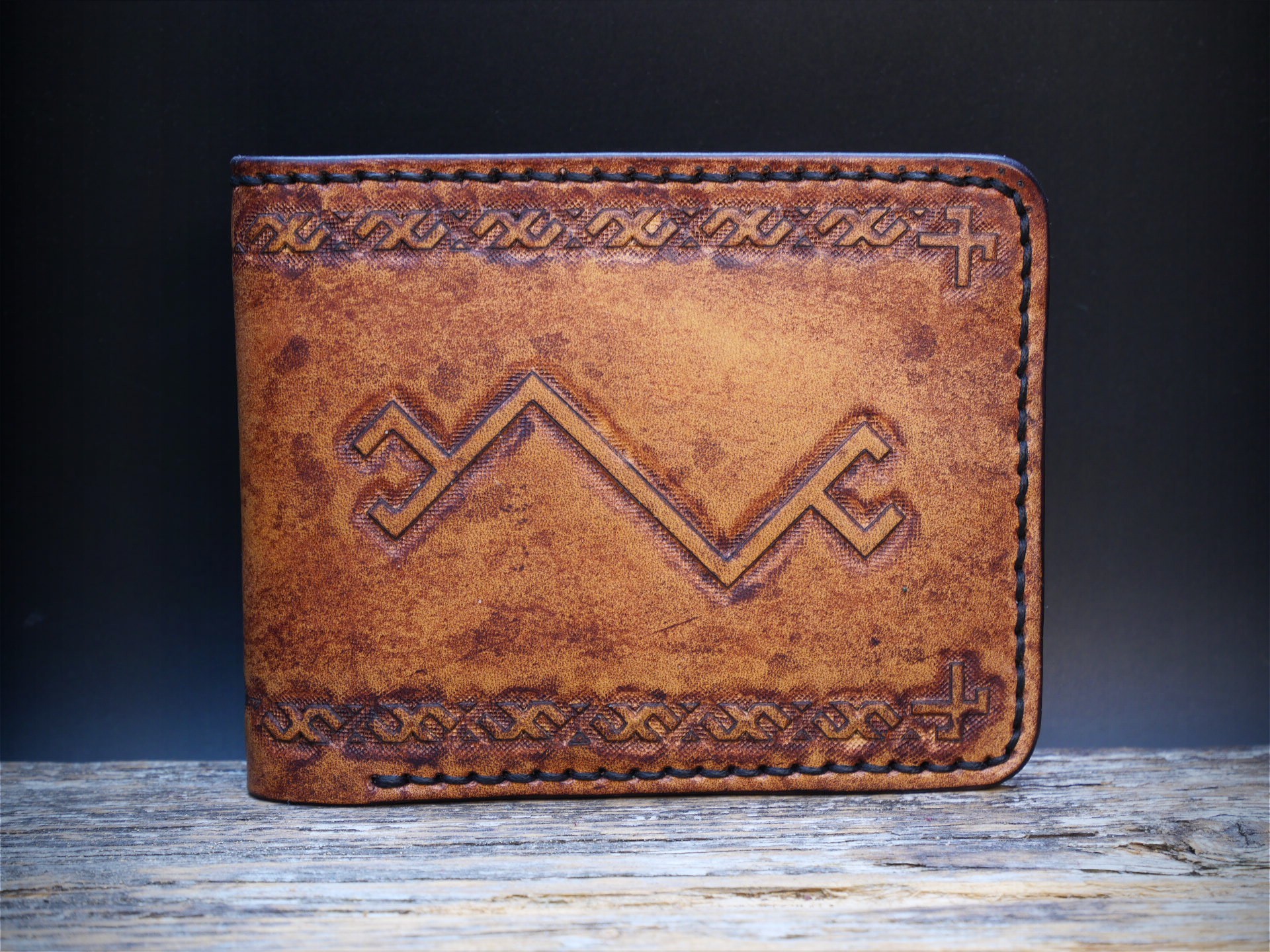 Odinė piniginė "Žalčių Karalienė"