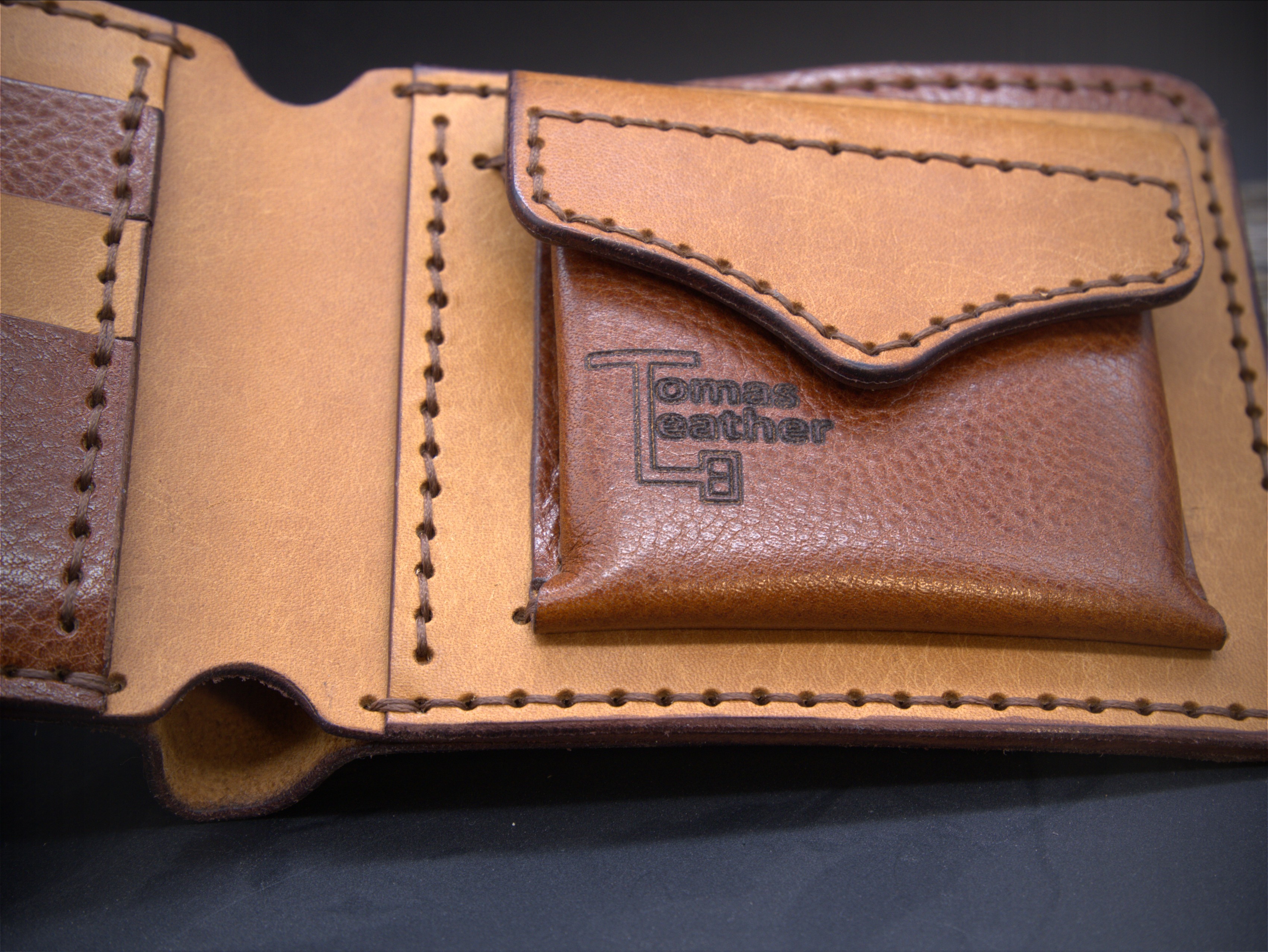 Odinė piniginė "Dealer"